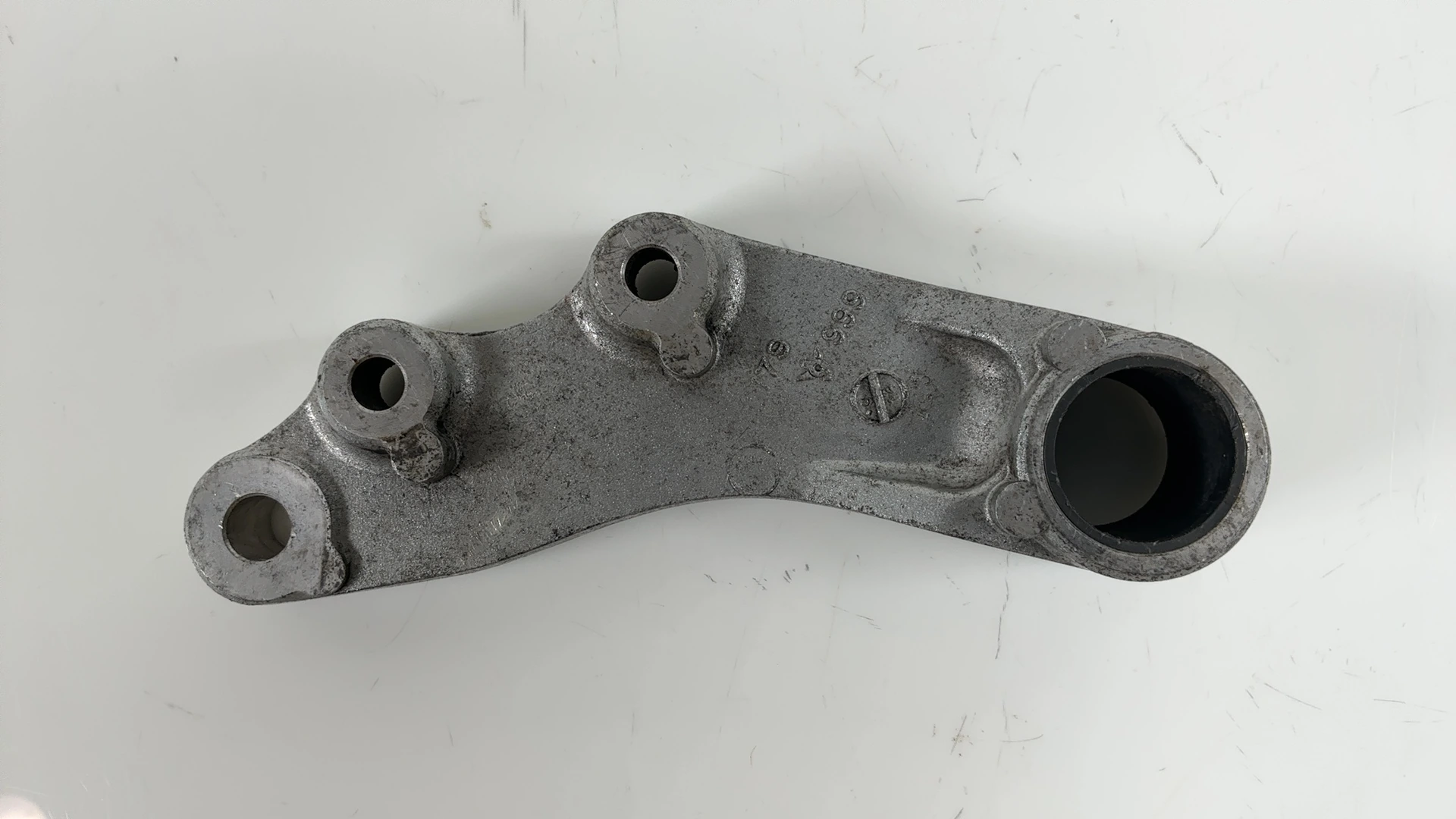 Kawasaki Zephyr ZR550 550CC Rear Brake Caliper Bracket 1990 1991 OEM 43034-1098 - Image 3