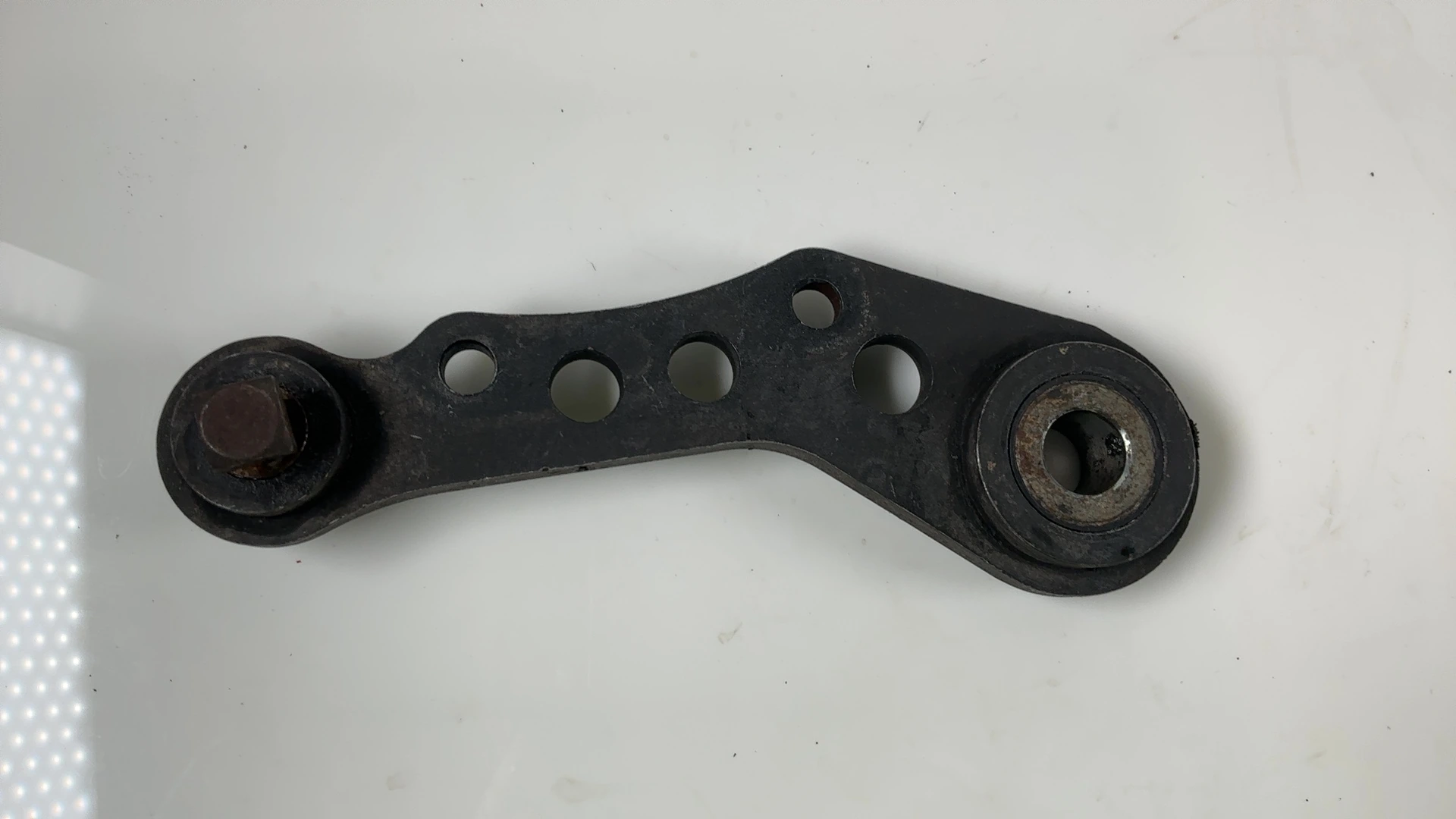 Kawasaki LTD Shaft ZN700A 700 Rear Brake Caliper Bracket 1984-85 OEM 43044-1051