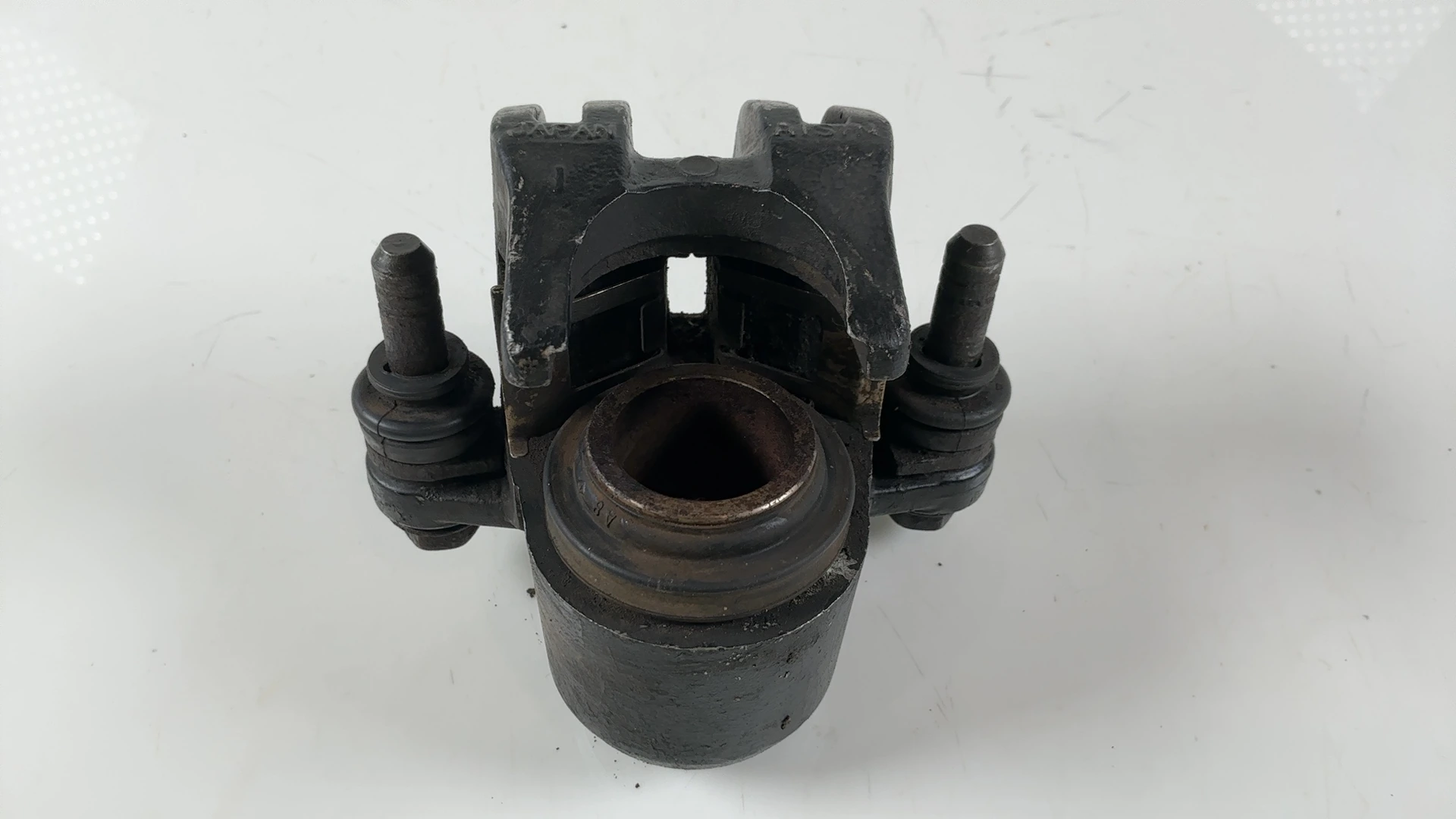 Suzuki GS550L GS550 550cc Front Left Brake Caliper 1979-1982 OEM 59300-49053 - Image 7