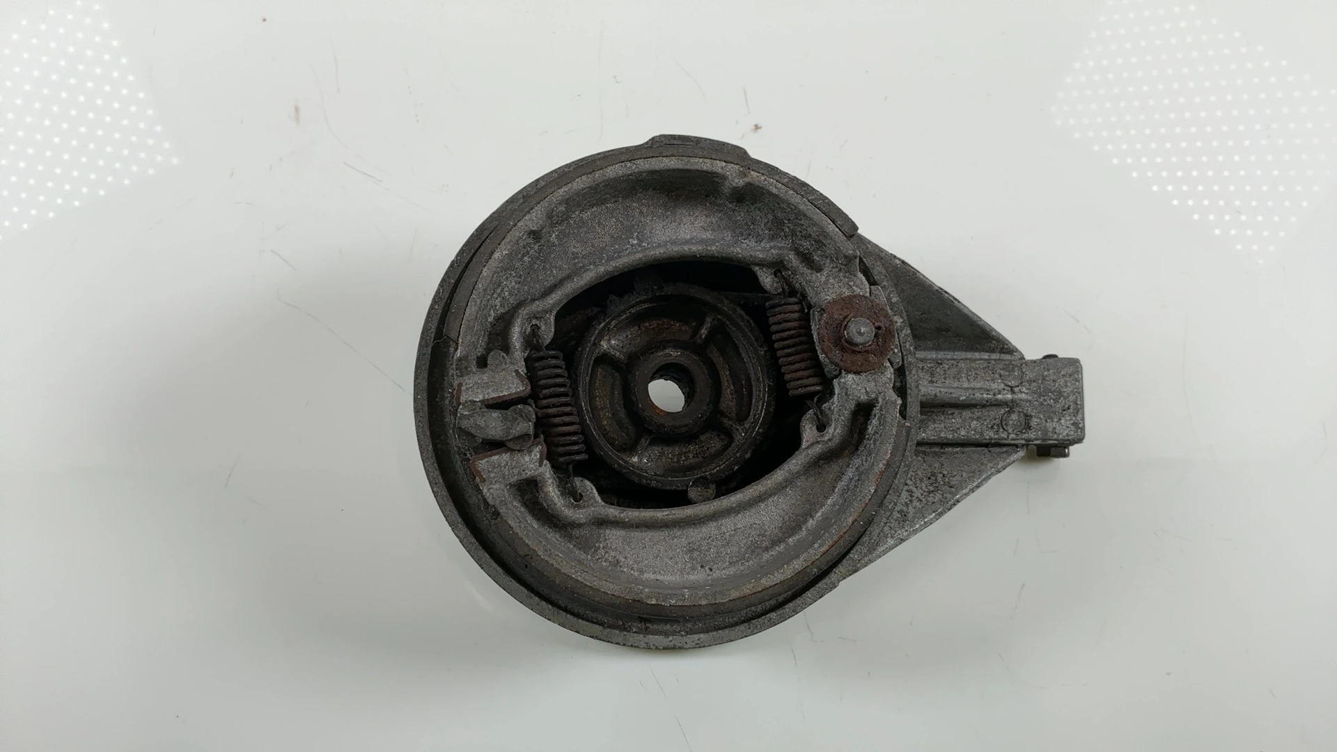 Daelim VC Advance VC125F 125cc Rear Brake Hub Plate 1994 1996 OEM 43100-KEZ-9000 - Image 4