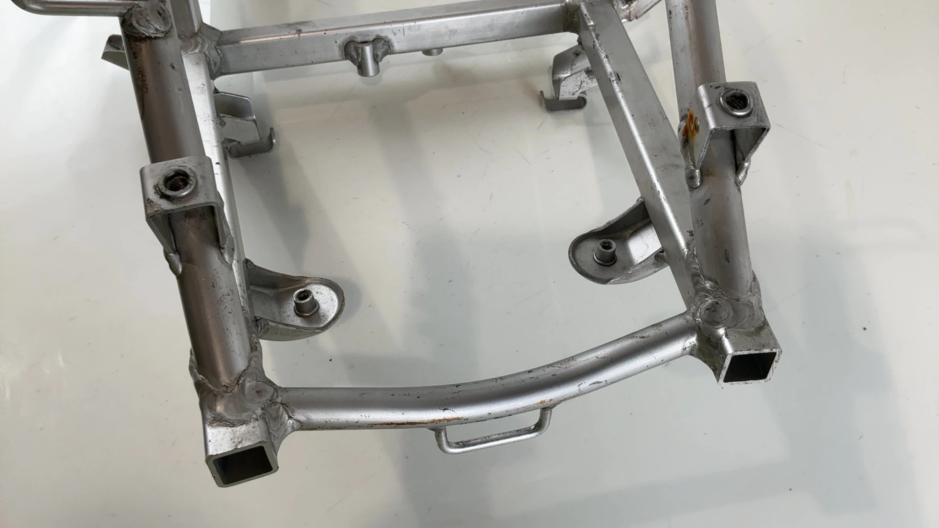Suzuki GSXR 600 GSX-R750 K6 K7 Rear Subframe 2006 2007 OEM 41200-01H00 - Image 5