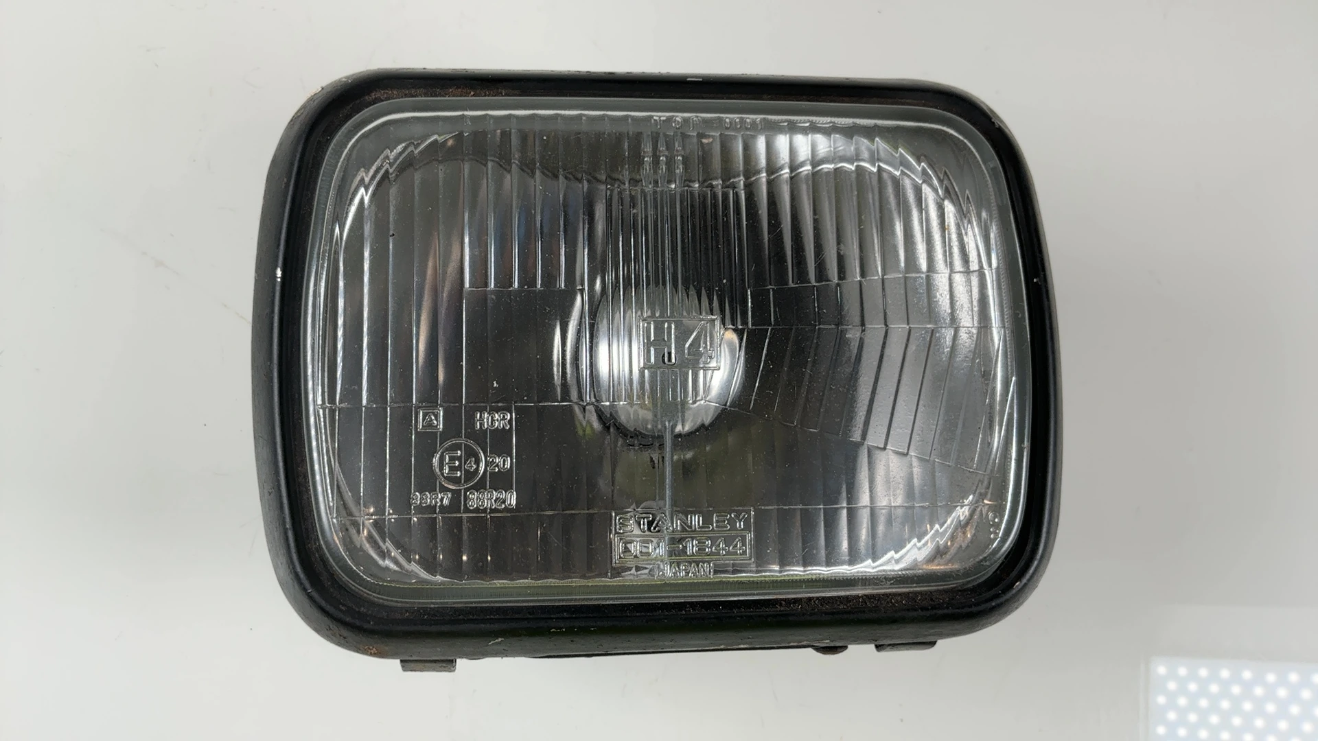 Honda CB1100F VF750 VF1100 Headlight 1982-85 OEM 33100-MG5-671 Stanley 001-1844