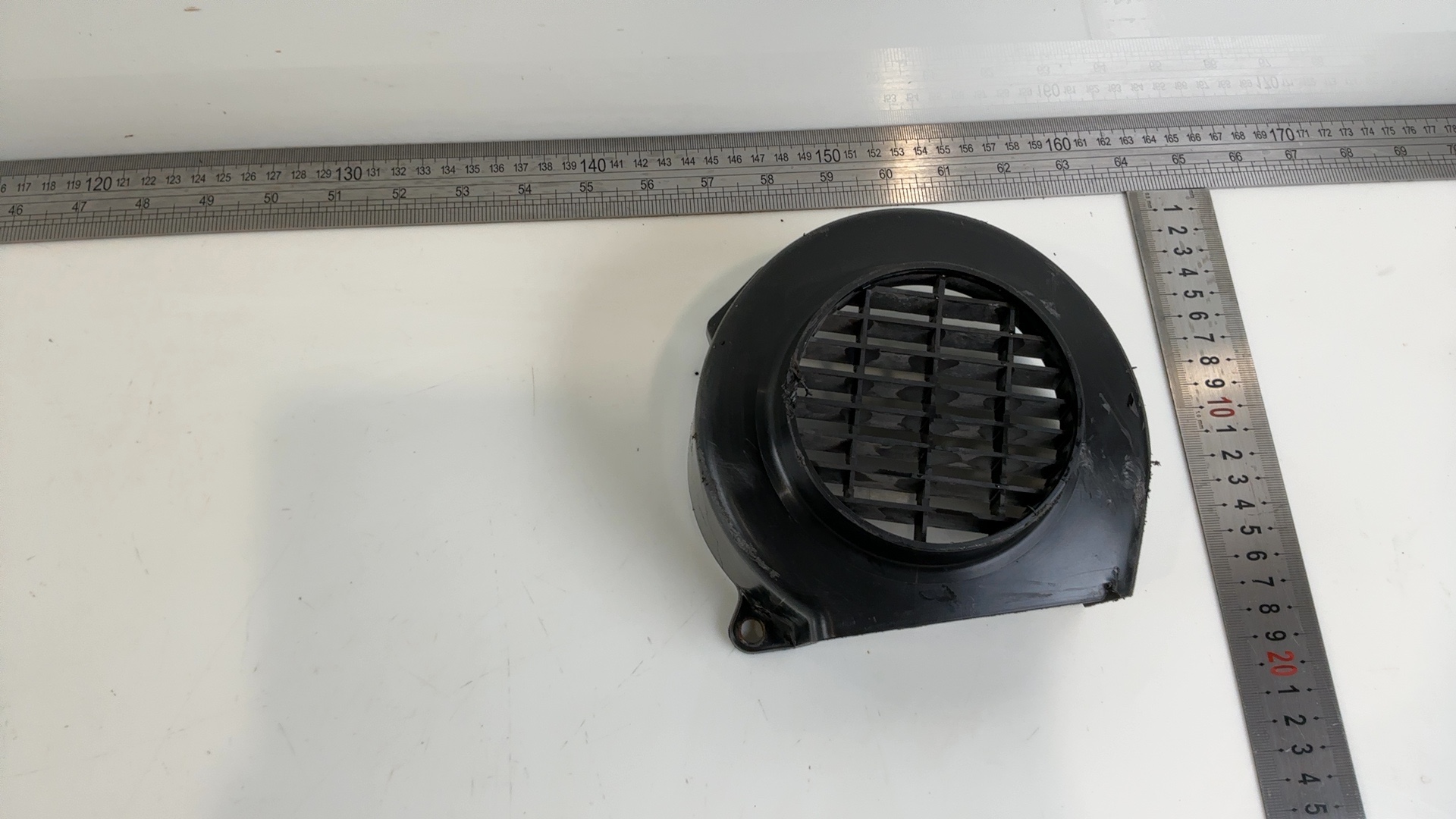 Peugeot Speedfight 1 50 Engine Cooling Fan Cover 1996-2000 OEM 734067 - Image 3