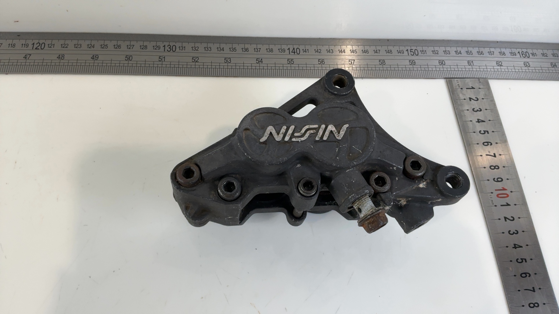 Suzuki GSXR 1100 GV73A 1100cc Front Left Brake Caliper 1990-1992 OEM 59300-40C01 - Image 5