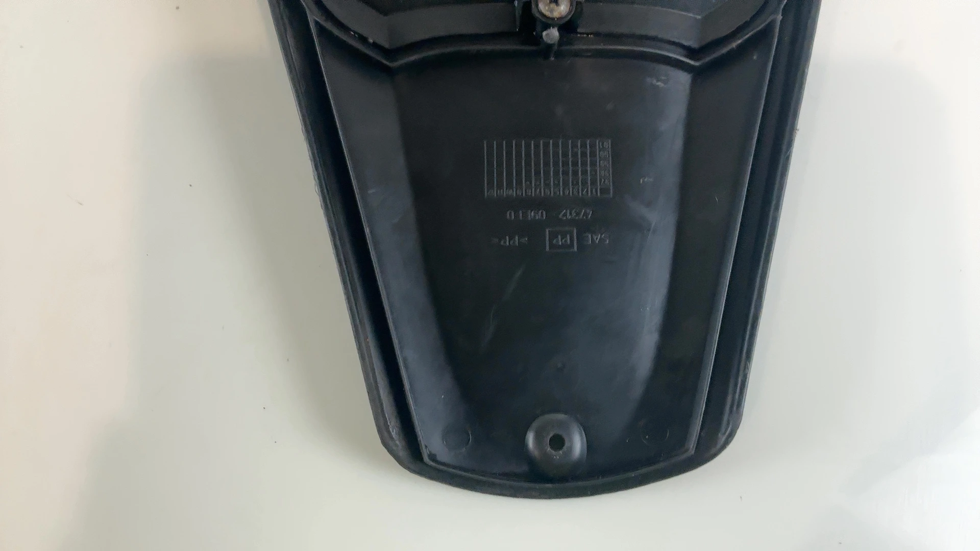 Suzuki AP 50 CC Maintenance Lid Cover Fairing 1995-1997 OEM 47312-09EF0 - Image 7