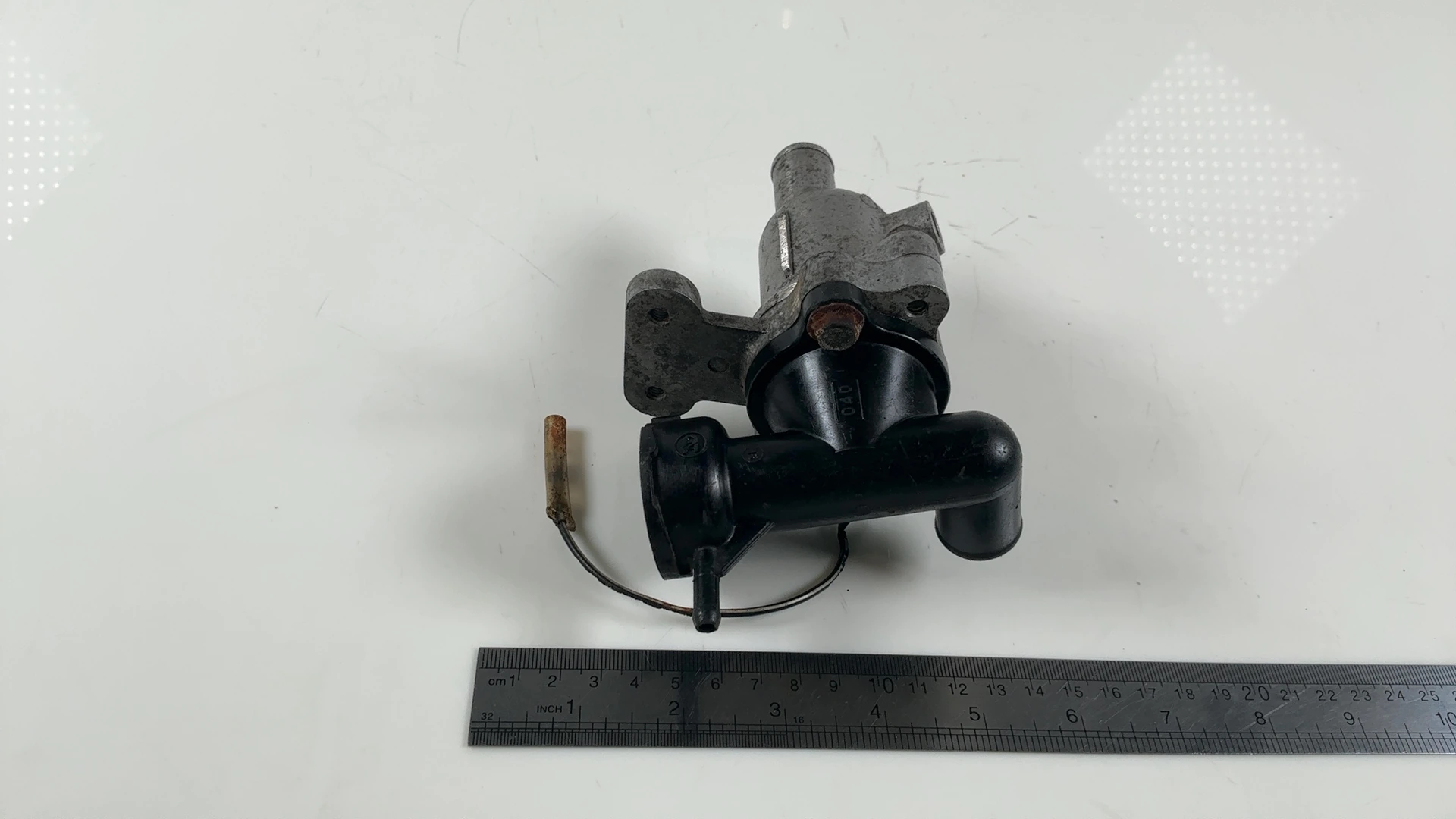 Suzuki RF600R GN76A 600cc Thermostat Housing 1993-1996 OEM 17662-21E00 - Image 5