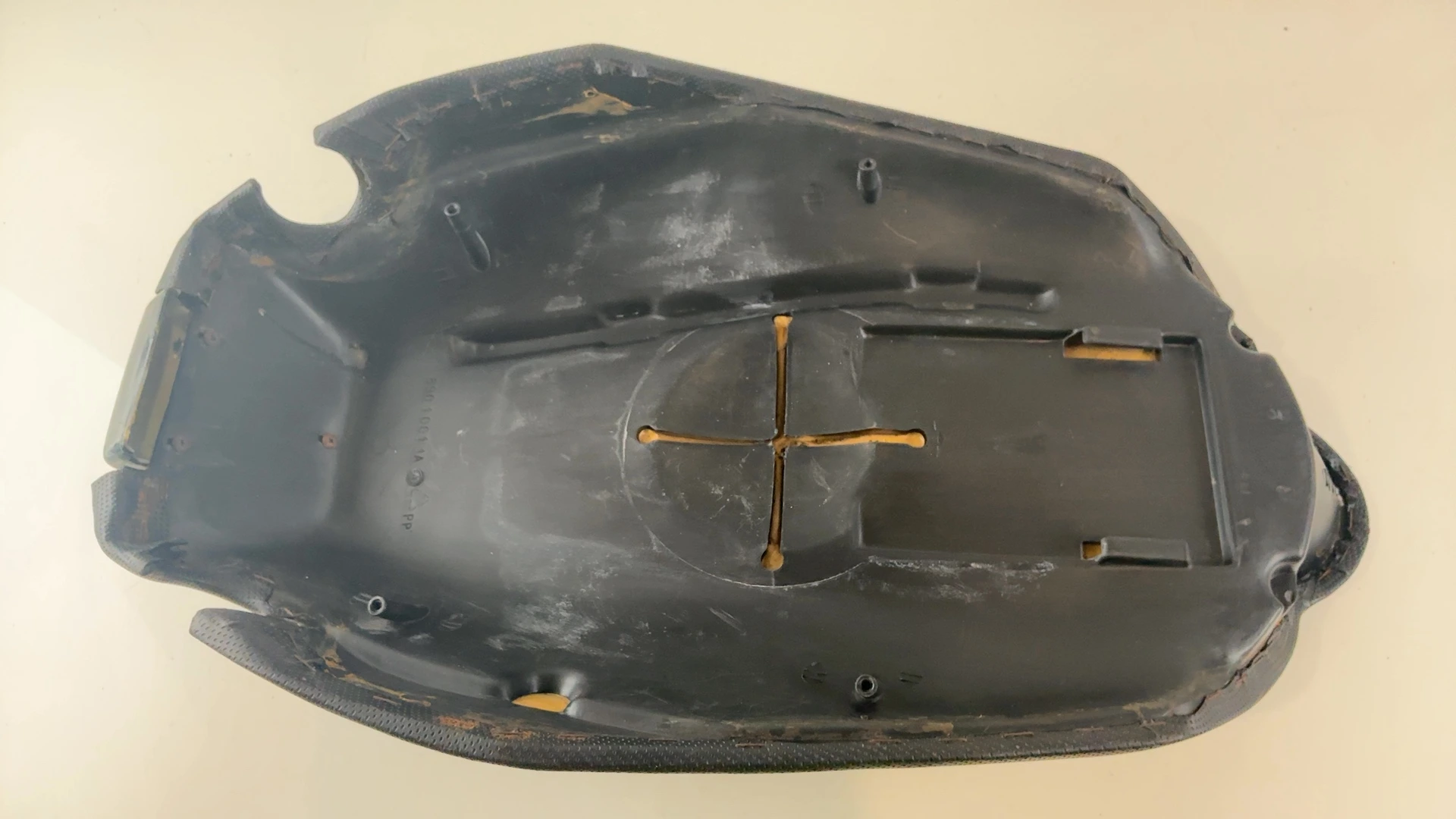 Benelli K2 50 100 Scooter Dual Seat Cushion 1998 2002 OEM R65020043A0 - Image 2