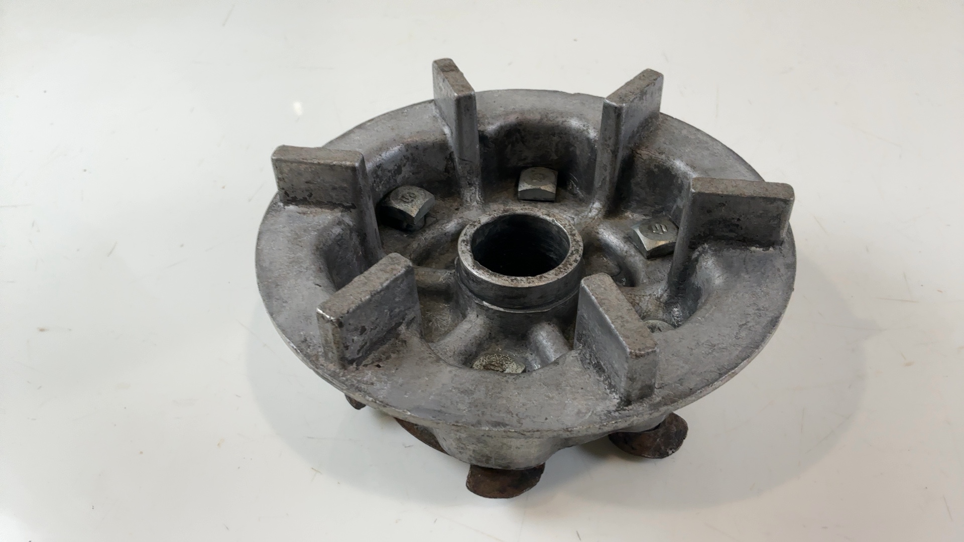 Suzuki GSX 400 F GSX400F 400cc Rear Sprocket Carrier Hub 1981-83 OEM 64611-31003 - Image 6