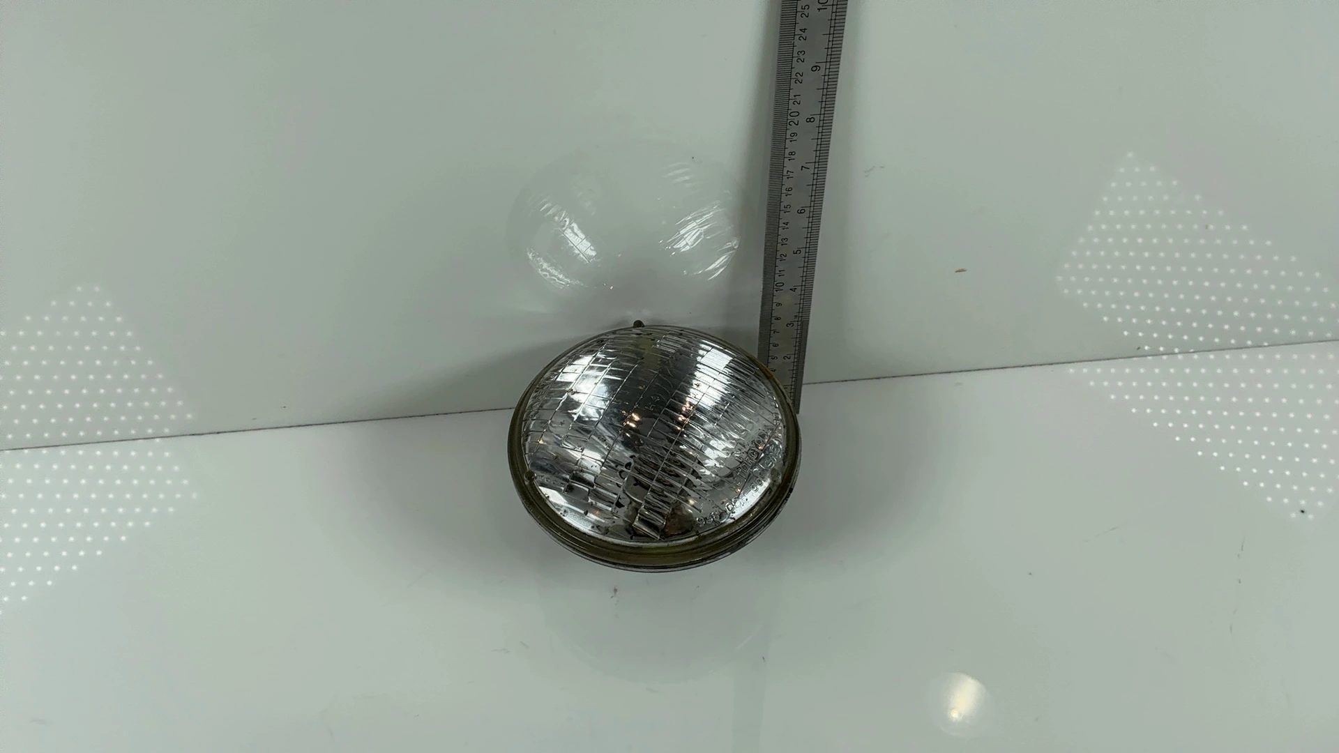 Harley Sportster XL1200C 1200 Headlight 1996-2003 OEM 67698-81A - Image 7