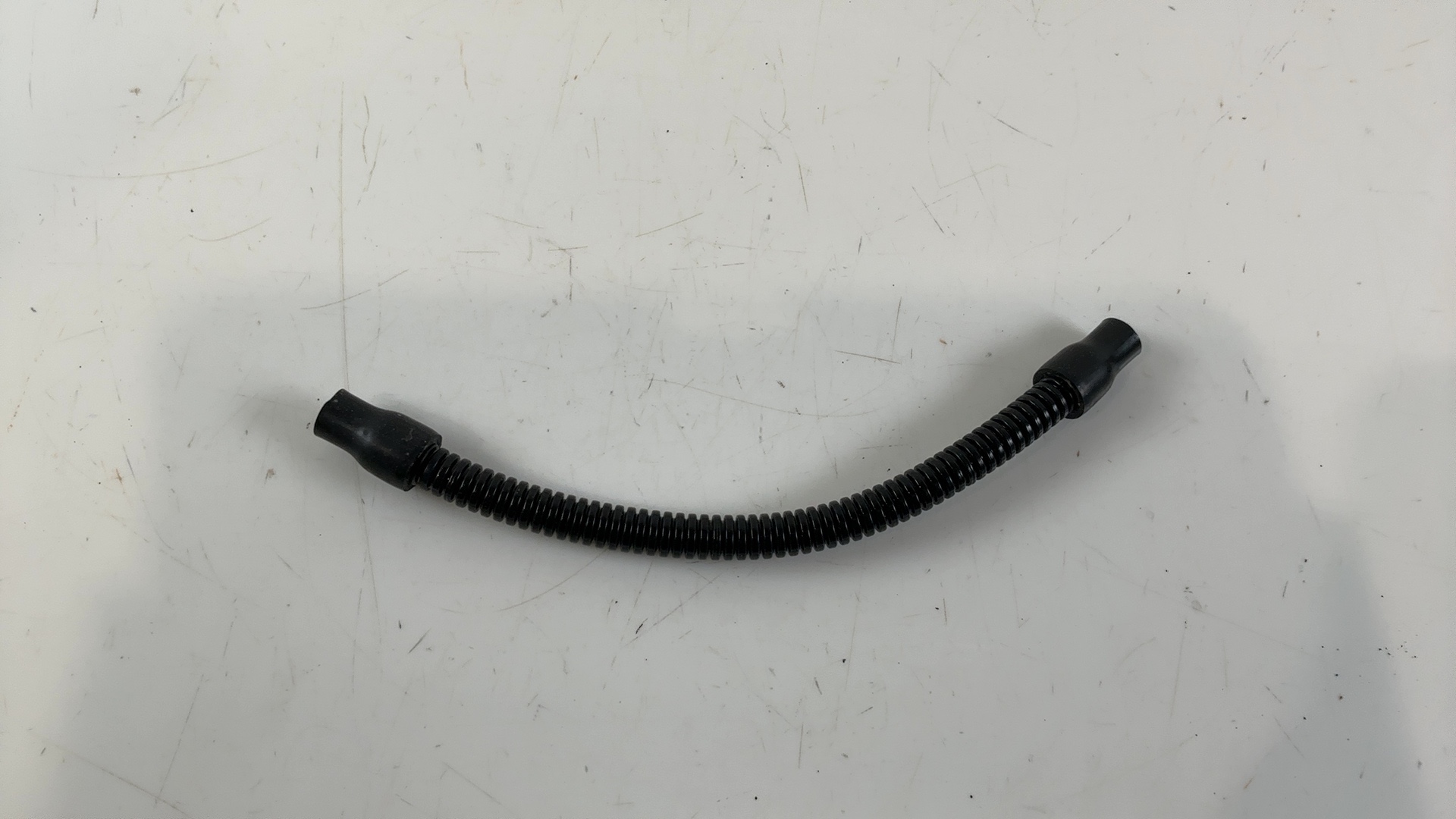 Triumph Daytona 675 Fuel Evaporation Breather Hose Tube 2006-2008 OEM T1242502 - Image 4