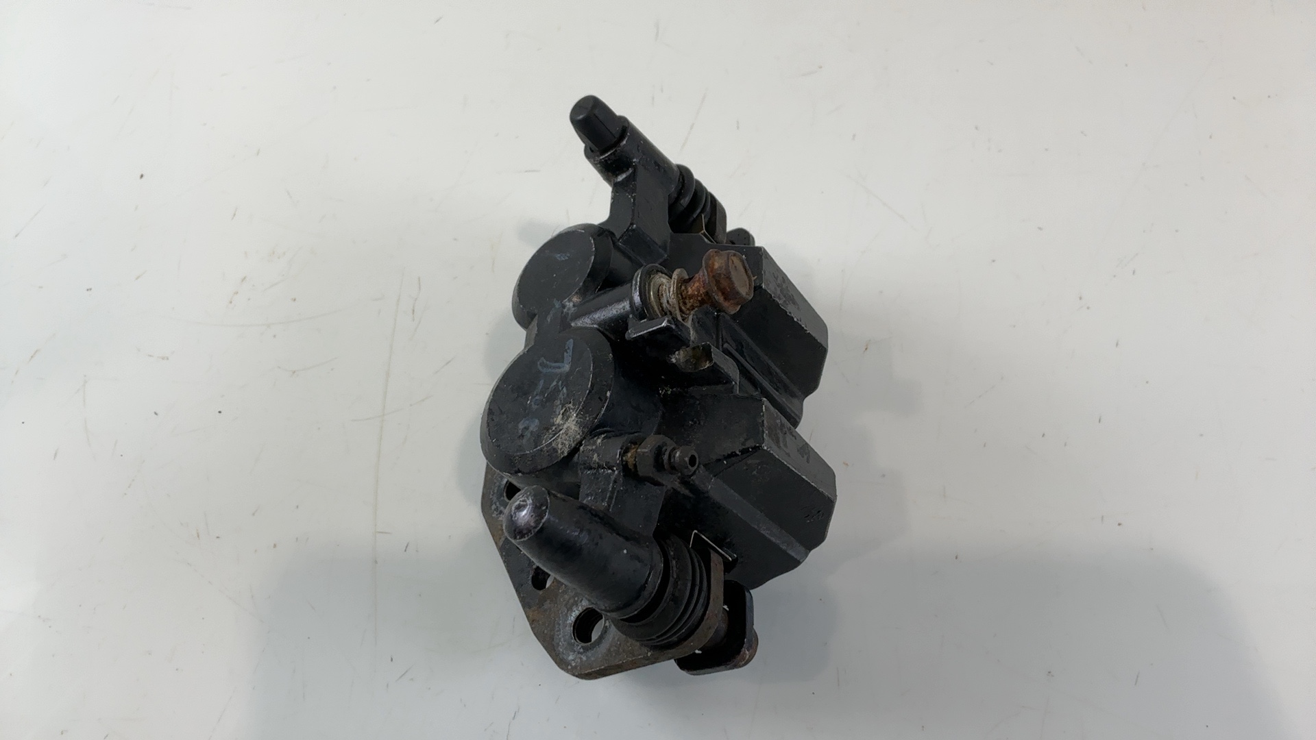 Suzuki GSX1100G GSX1100 1100cc Front Left Brake Caliper 1991-94 OEM 59300-26D01 - Image 5