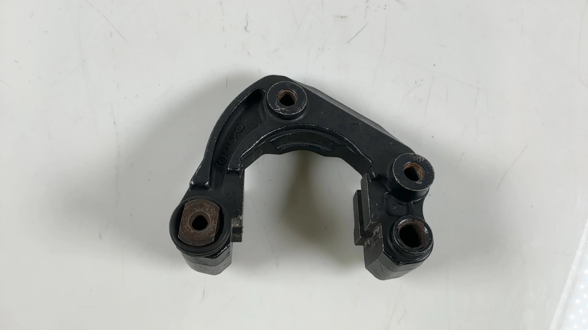 Kawasaki KZ550 LTD KZ550C 550cc Left Brake Caliper Bracket 1981-1983 43041-1113