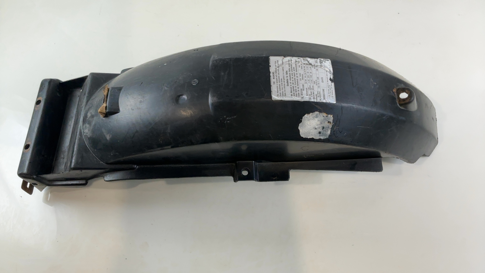 Suzuki GS500E GS500 500 CC Rear Inner Fender 2001-2003 OEM 63111-01D00