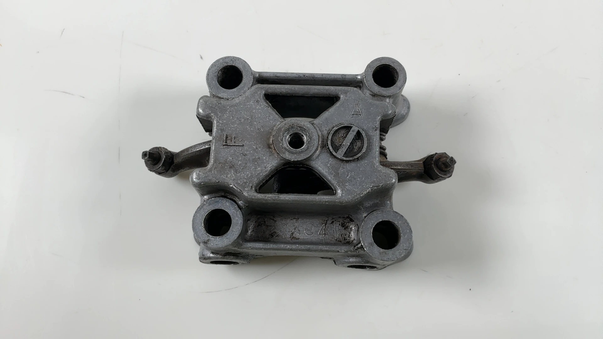Honda Twinstar CM185 CM185T 185cc Rocker Arm cover 1978 1979 OEM 12231-399-010