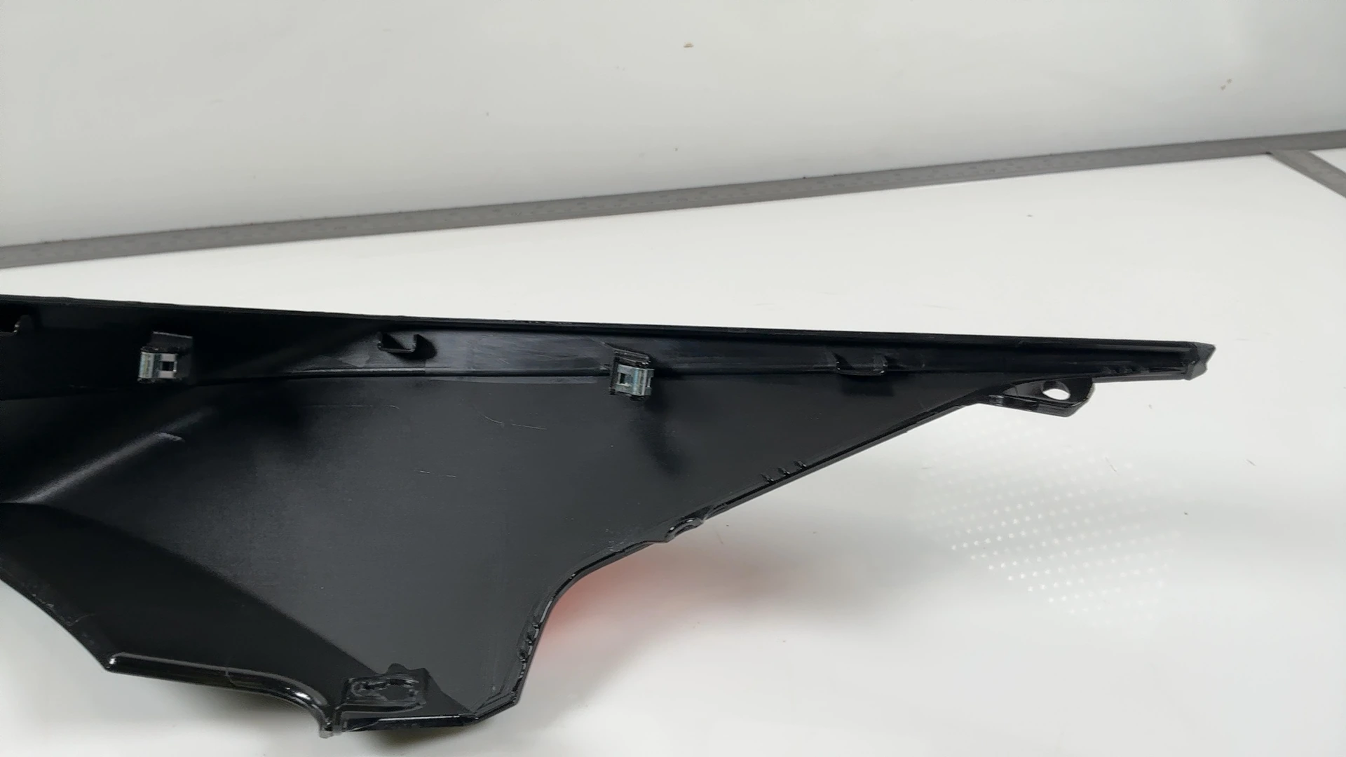 Aprilia RSV4 Factory 1100 Left Tail Fairing 2021-2026 OEM 2B012603 - Image 7