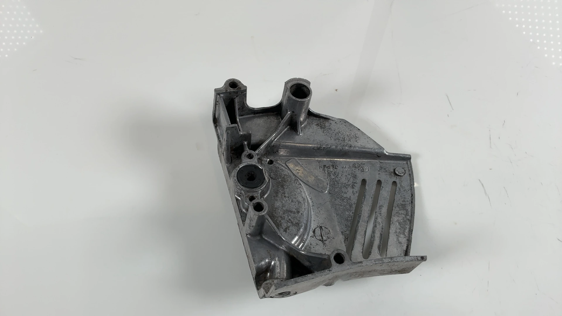 Kawasaki KE175 175cc Engine Sprocket Cover 1976-1978 OEM 14026-1002 - Image 6