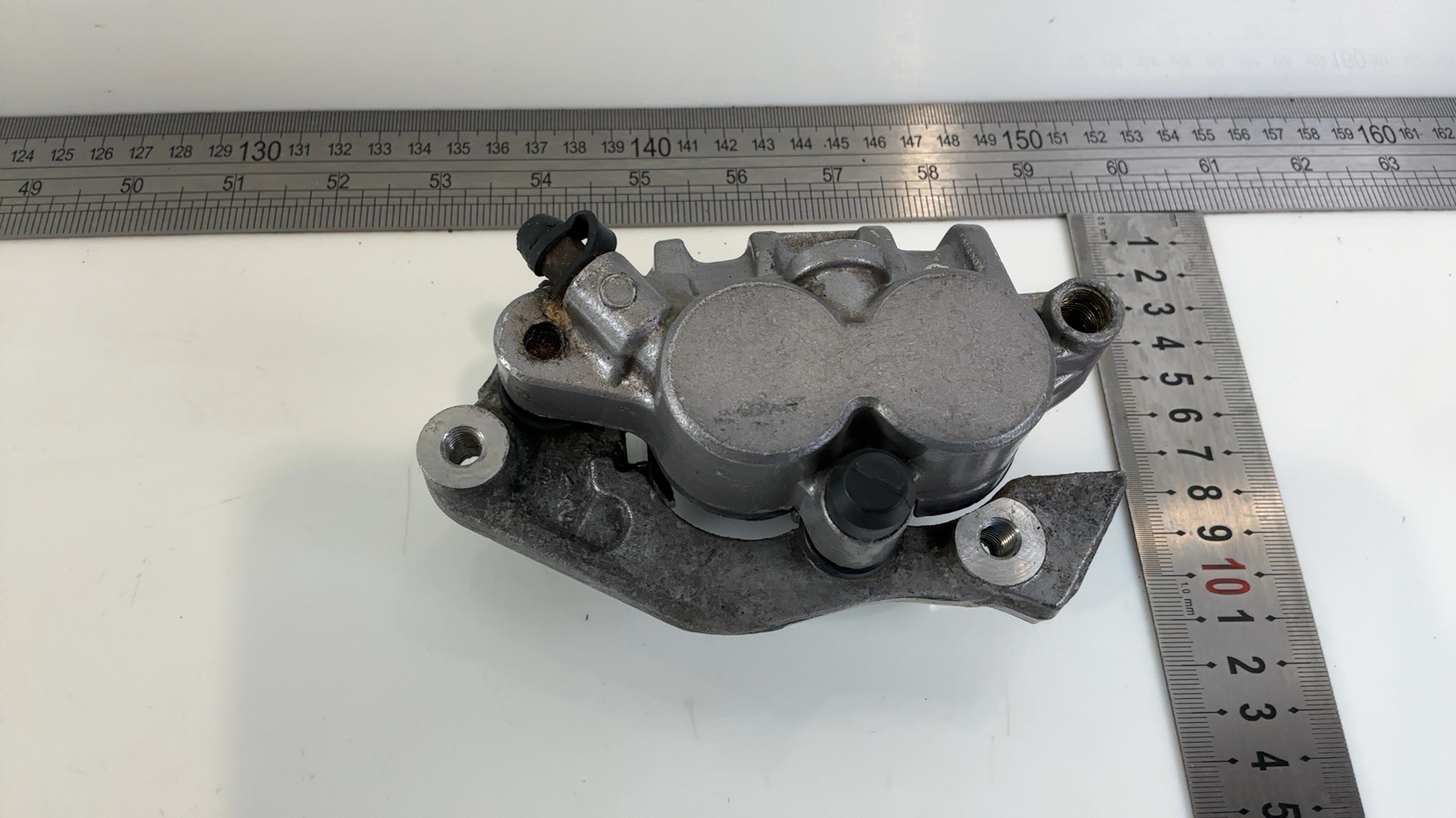 Honda XR125L XR125 125cc Front Brake Caliper 2003-2006 OEM 45150KRHD21 - Image 4