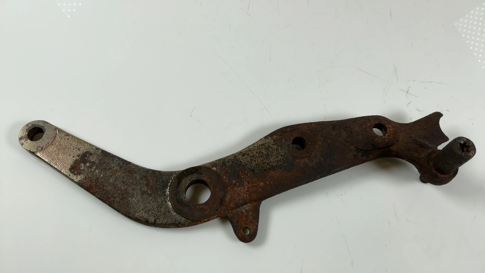 Triumph Trophy 1200 T300 1200cc Rear Motor Mount Bracket 1993 1994 OEM T2079320 - Image 6