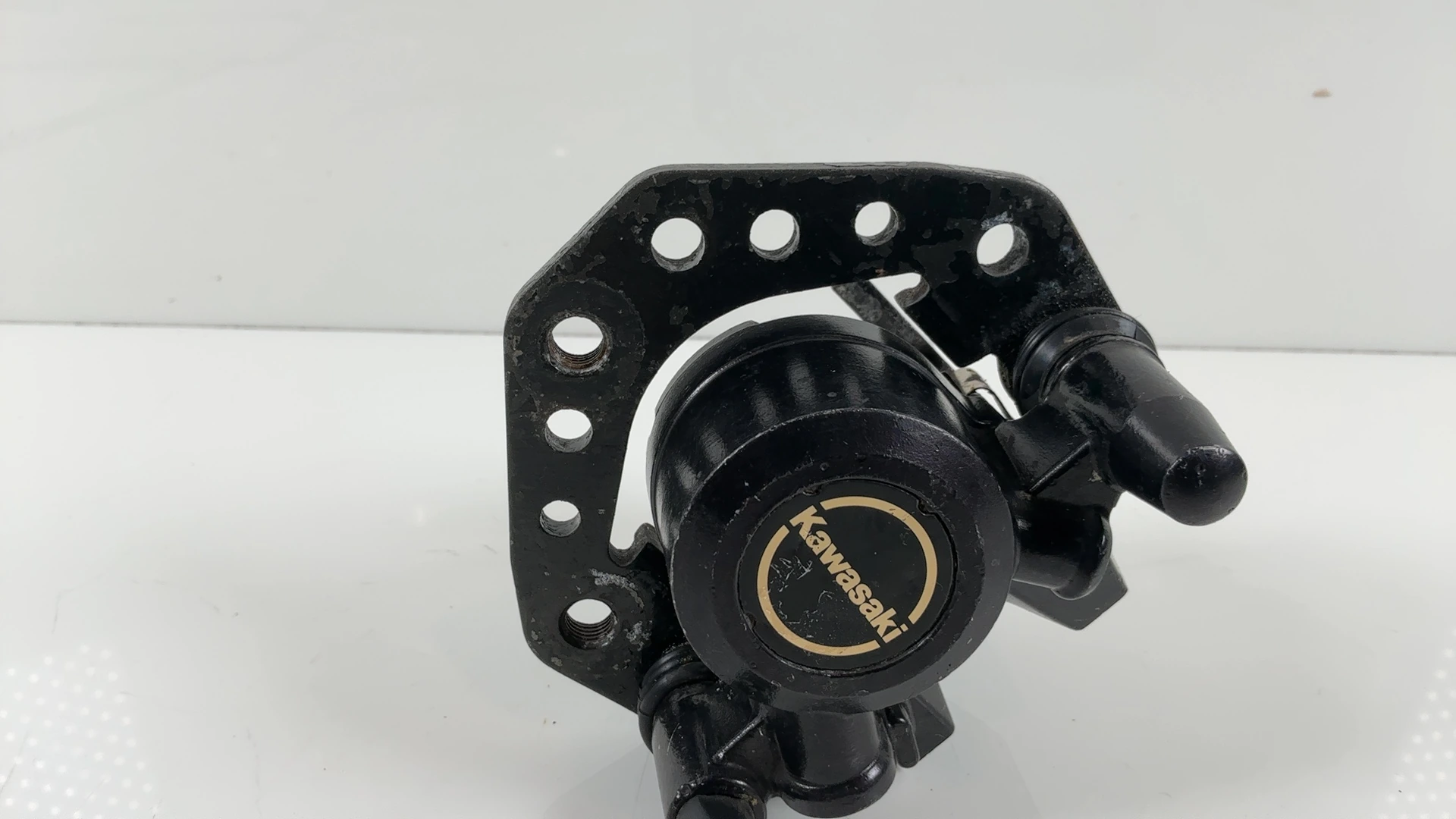 Kawasaki ZN700 LTD ZN700-A1 700cc Left Front Brake Caliper 1984-1985 43041-1172 - Image 2