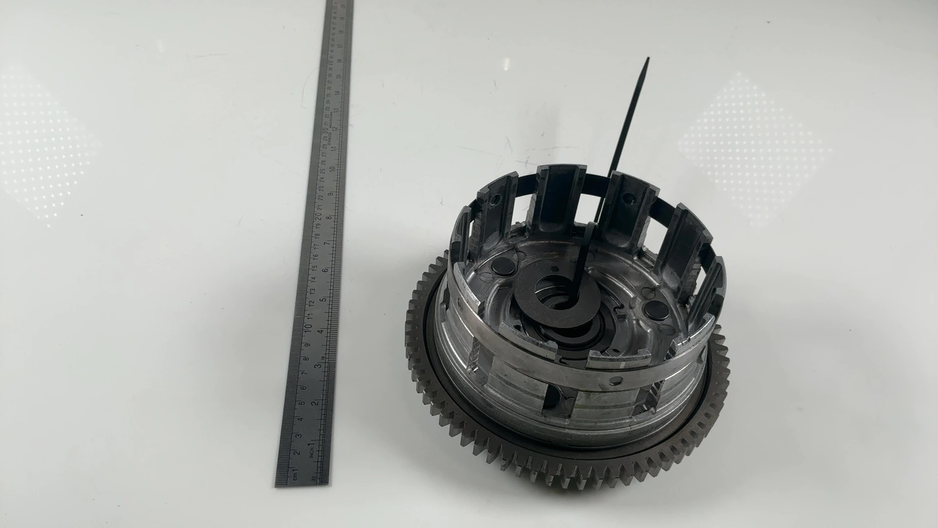 Suzuki GSXR600 GN76A 600 Clutch Outer Basket 1997-2000 OEM 21200-31890 - Image 4