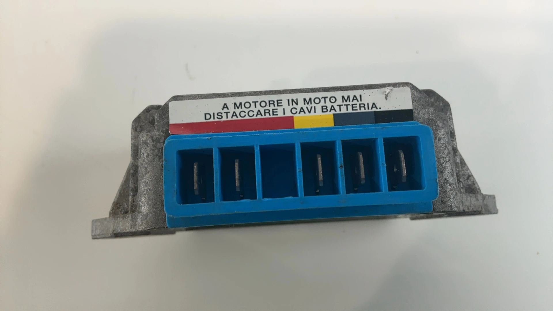 Piaggio Vespa ET2 ET4 50 125 Voltage Regulator Rectifier 1996-2000 OEM 2940165 - Image 6
