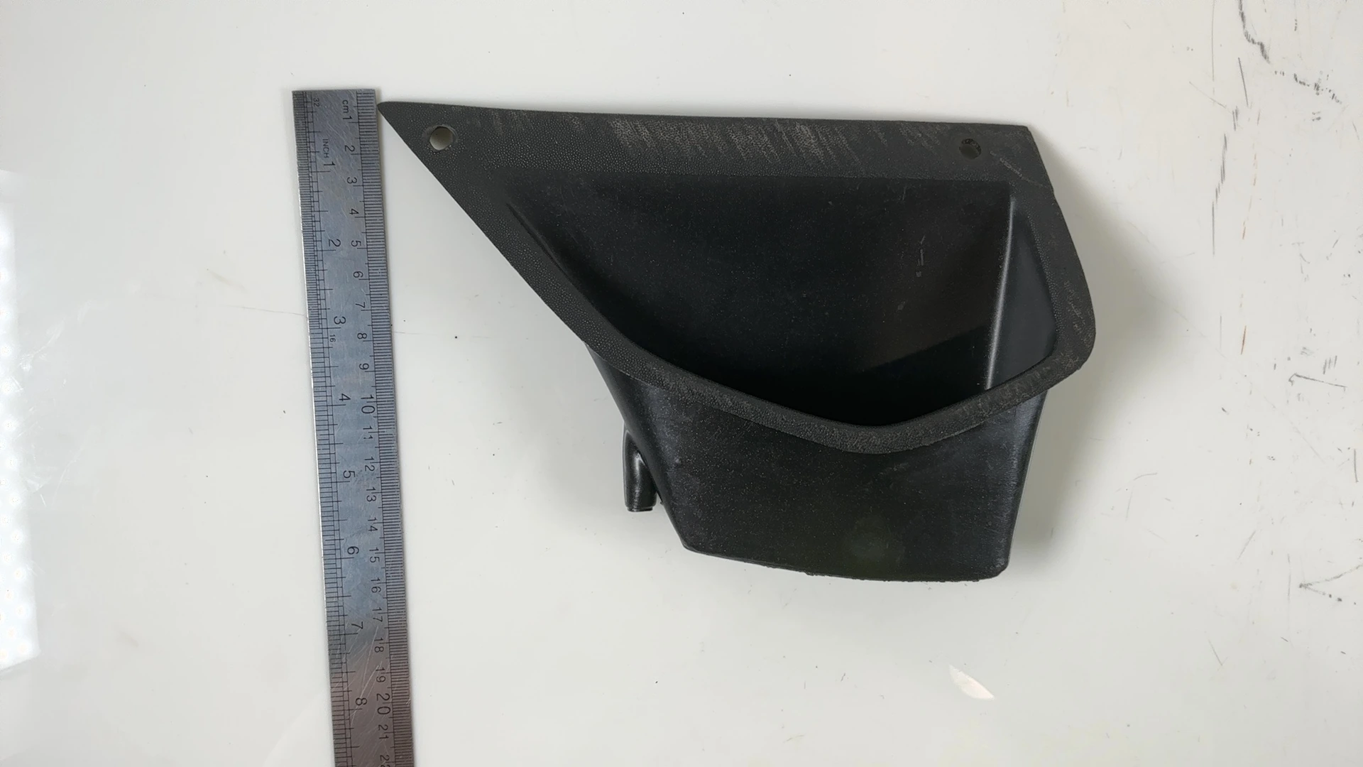 Aprilia SR 50 Street LH Air Intake Scoop 1997-2012 OEM AP8239734 Aprilia - Image 4
