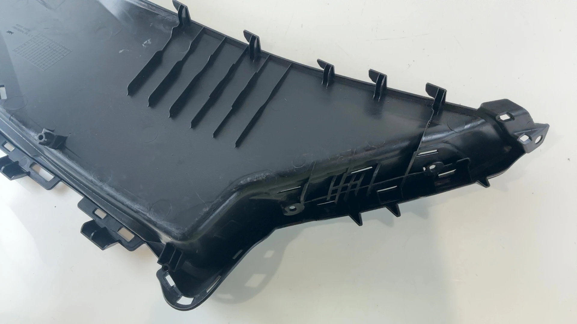 Suzuki Burgman AN400 DU11 400cc Left Side Footboard 2017-24 OEM 48122-19K00-000 - Image 4