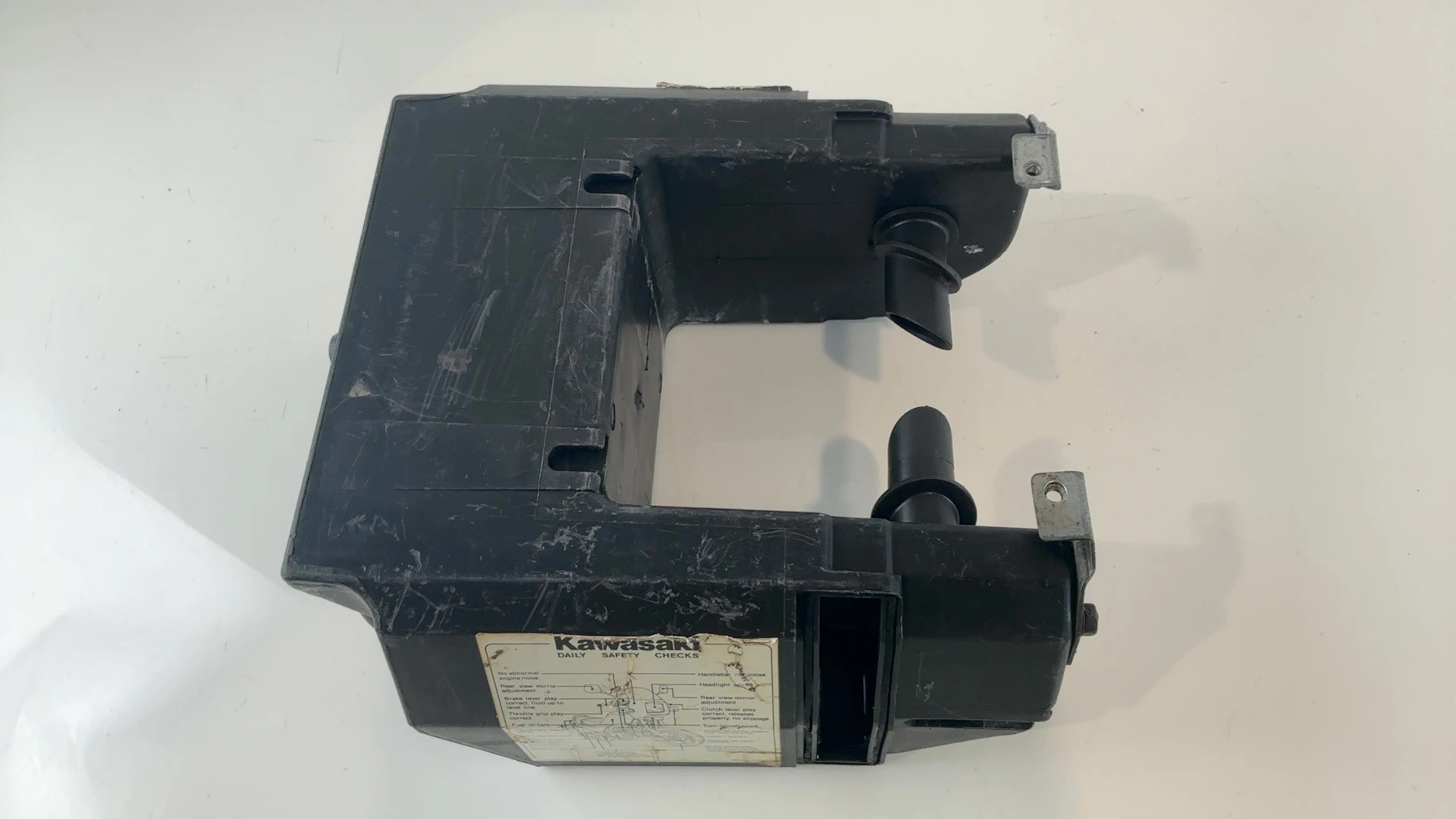 Kawasaki GPz305 EX305 305cc Air Filter Box 1983-1994 OEM 11010-1162 - Image 1