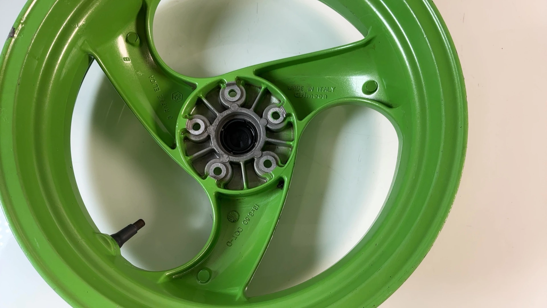PIAGGIO NRG EXTREME ZAPC21 50CC REAR WHEEL RIM 1999-2002 OEM 5638990090 GRIMECA - Image 2