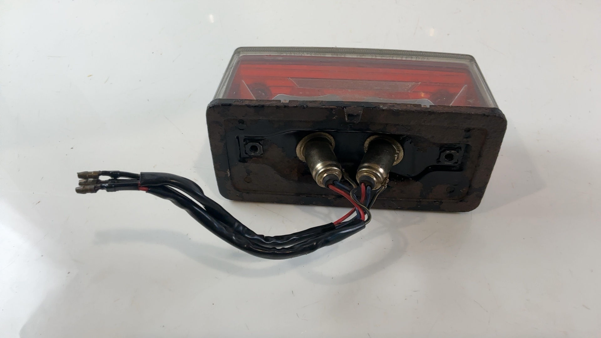Kawasaki KZ1000R Eddie Lawson 1000 CC Tail Light 1982 1983 OEM 23025-1025 - Image 3