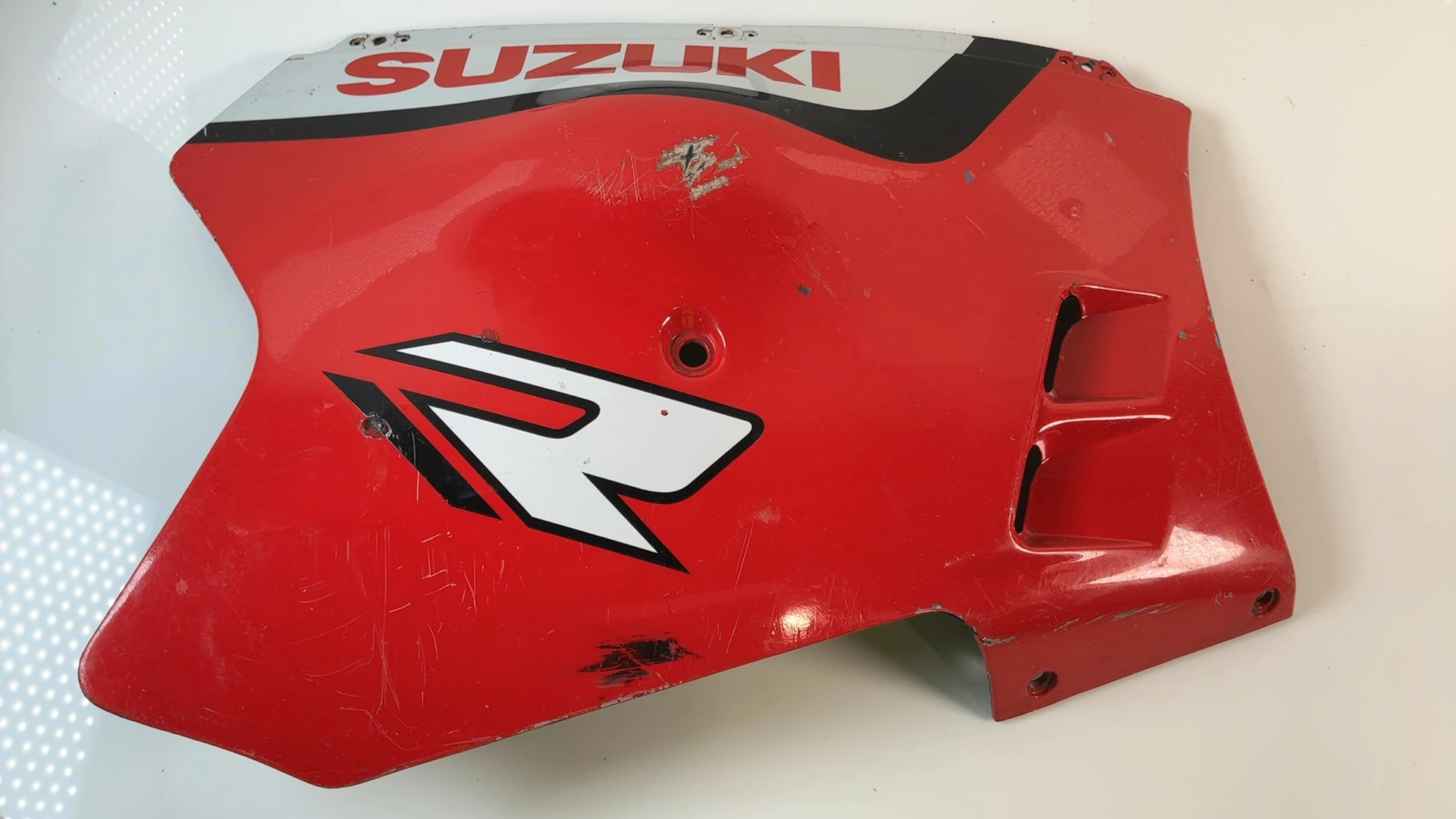 Suzuki GSXR 750 GSX-R1100 750cc Lower Right Side Fairing 1988-89 OEM 94471-17C0