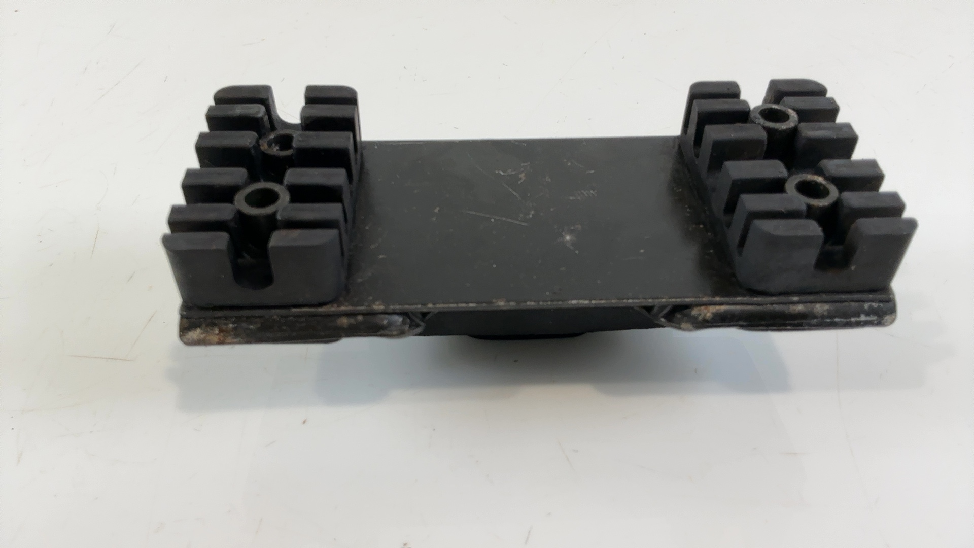 Yamaha FZ750 Genesis 1FN 750cc Fuel Tank Bracket Mount 1985-91 OEM 1AE-24191-01 - Image 2
