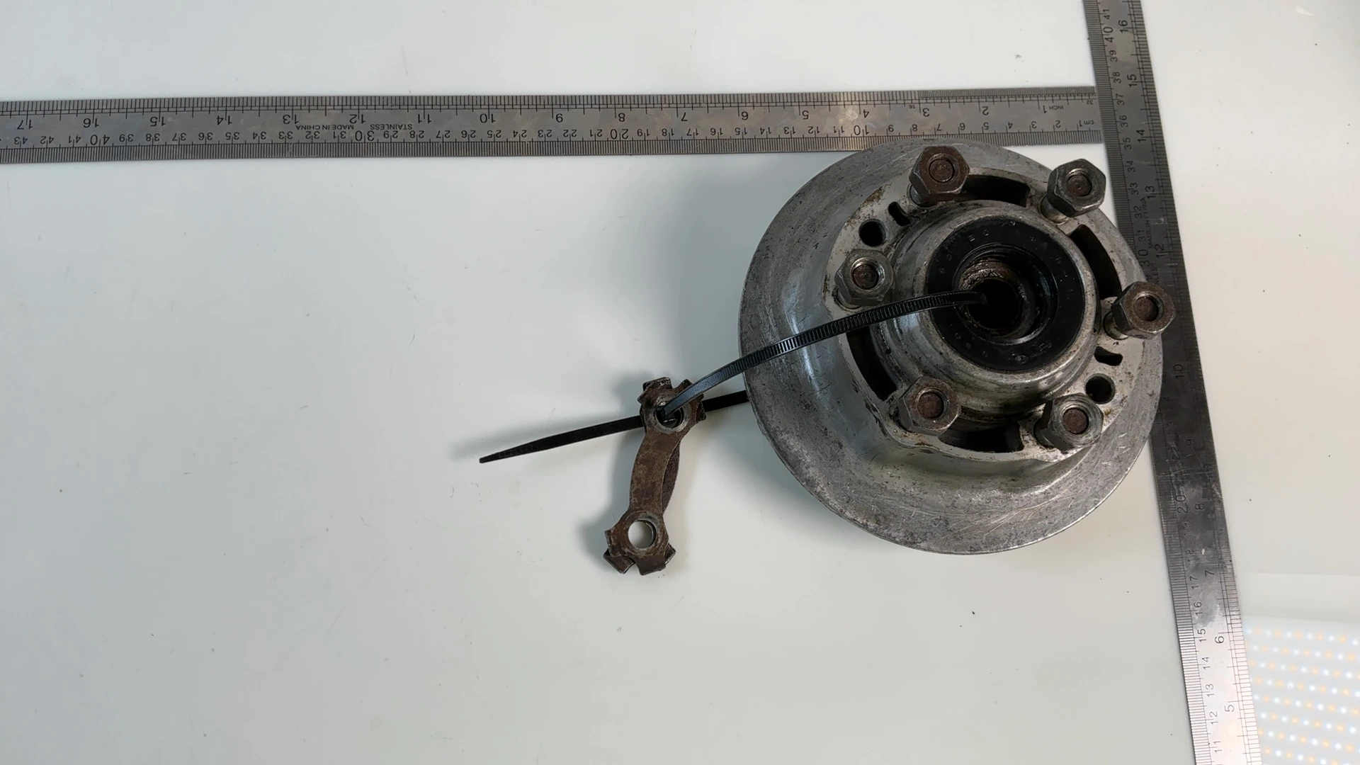 Yamaha XJ550 Maxim Seca 550 Rear Wheel Sprocket Hub Carrier 1981-84 4G0-25366-00 - Image 3