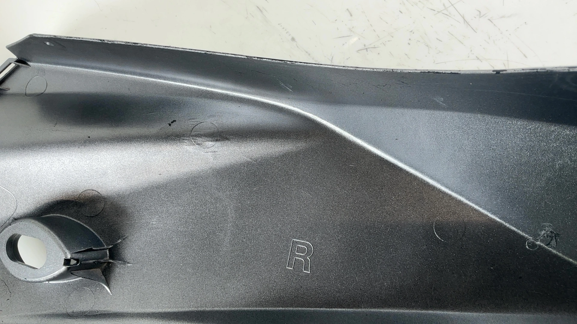 Honda CBR1000RR CBR 1000 CC Right Fairing Cowl Panel 2006-07 OEM 64310-MEL-D200 - Image 7