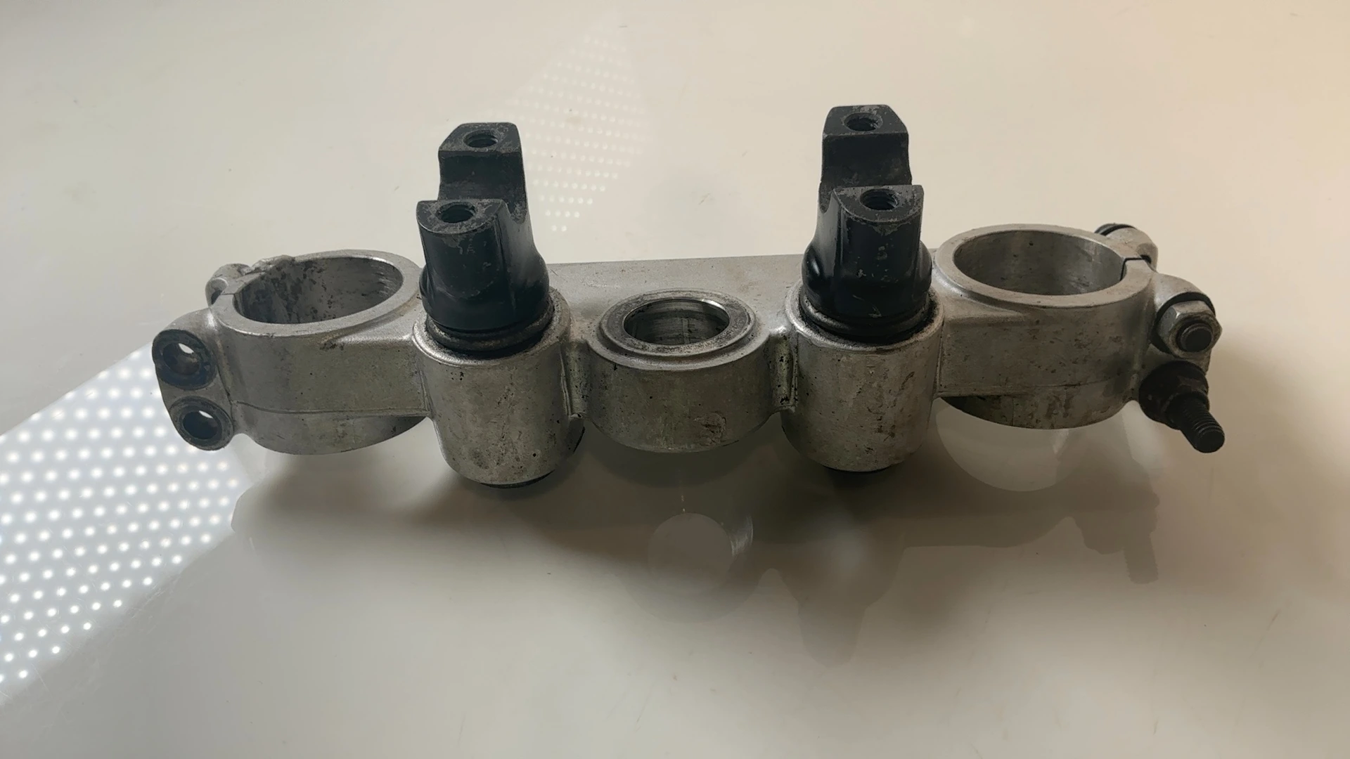 Kawasaki KDX200 E3 200cc Upper Fork Bridge Triple Clamp 1991 1992 OEM 44039-1215 - Image 5