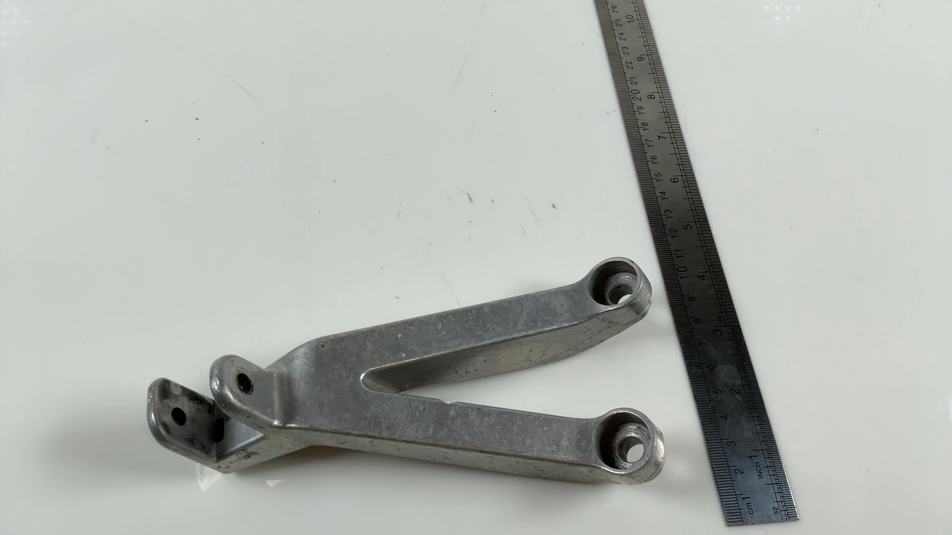 Honda CBR900RR SC50 954cc Rear Left Footrest Hanger 2002 2003 OEM 50760-MCJ-750 - Image 3