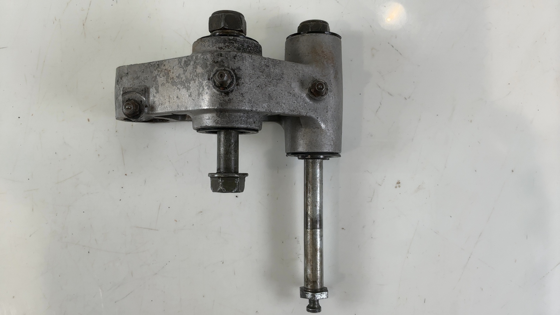 Kawasaki Ninja ZX6 ZX600D 600cc Rear Shock Linkage 1990-1993 OEM 39007-1191 - Image 1