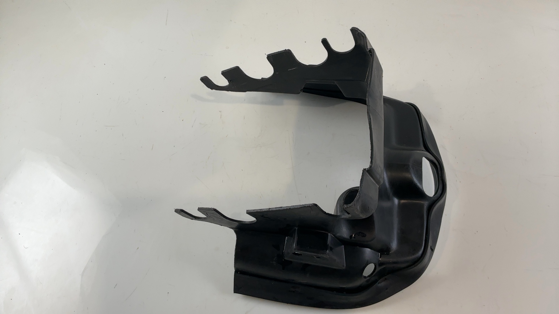 Honda VF1000F Interceptor Center Radiator Shroud Fairing 1984-85 19140-MB6-630 - Image 5