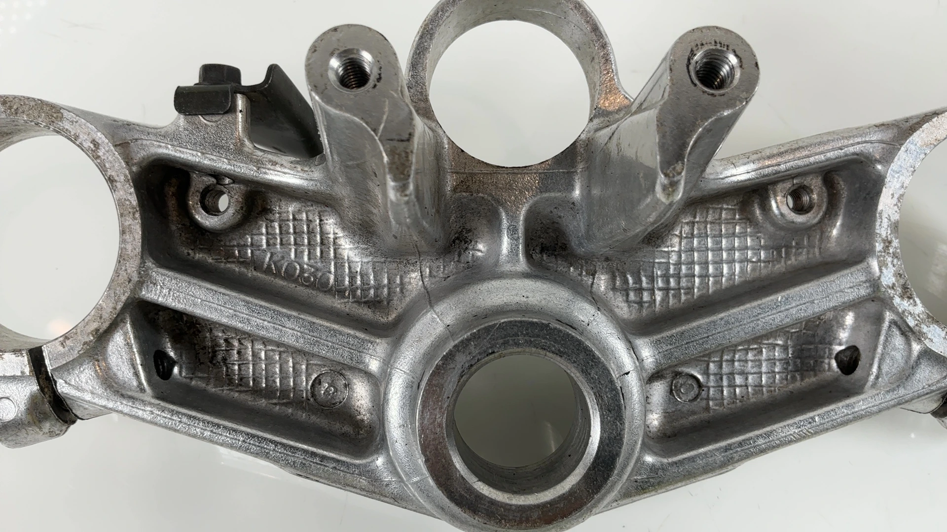 Kawasaki Ninja ZX-9R ZX900B 900 Upper Triple Tree Fork Clamp 1994-95 44039-1245 - Image 3