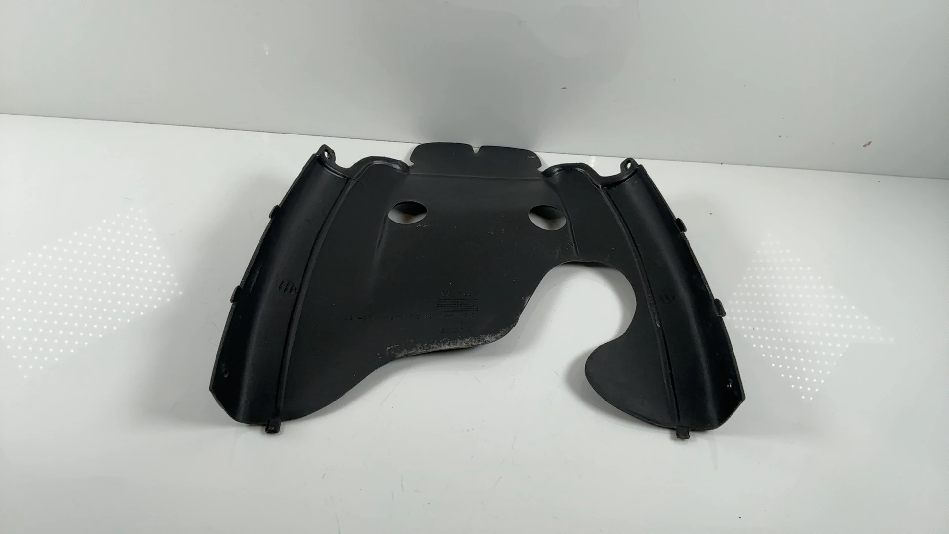 Aprilia SR 50 125 Rear Inner Mudguard Tank Cover 2000-2005 OEM AP8249762 - Image 4