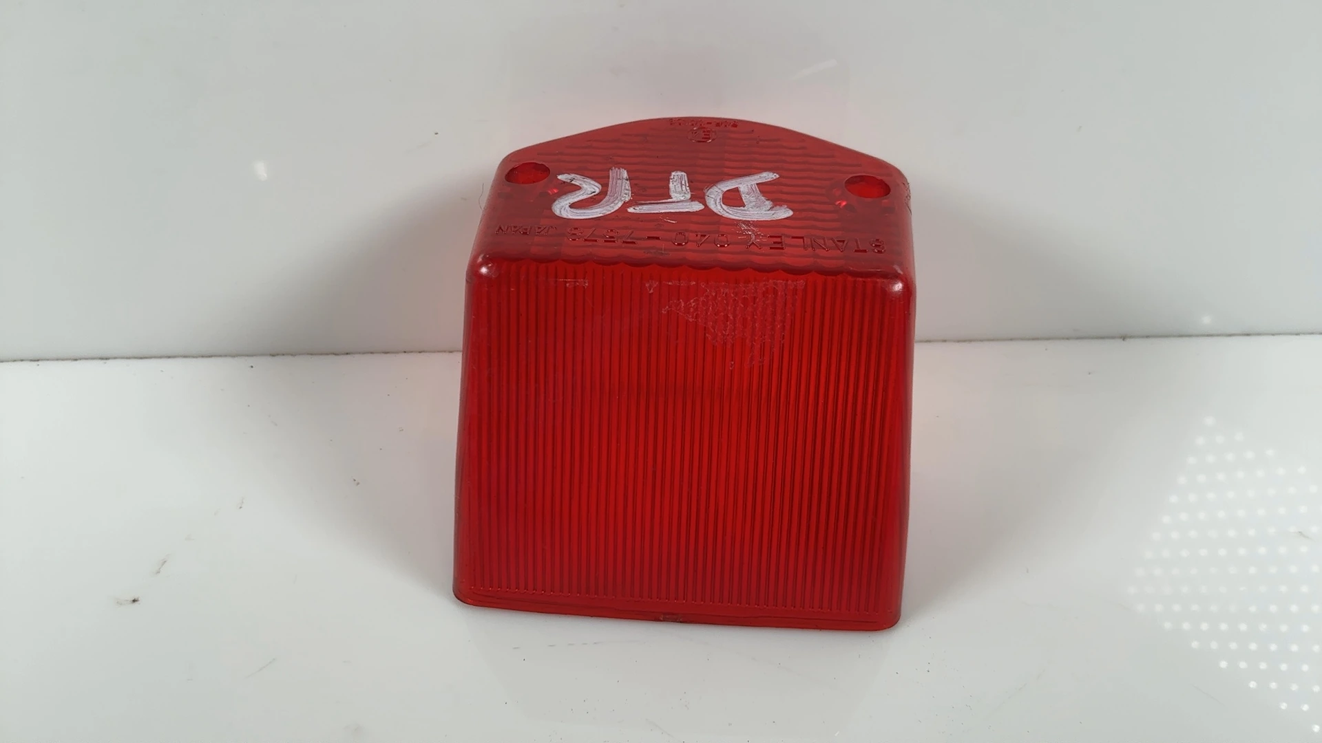 Yamaha DT125LC Mk1 125cc Tail Light Lens 1982-1984 OEM 10V-84521-00 - Image 8