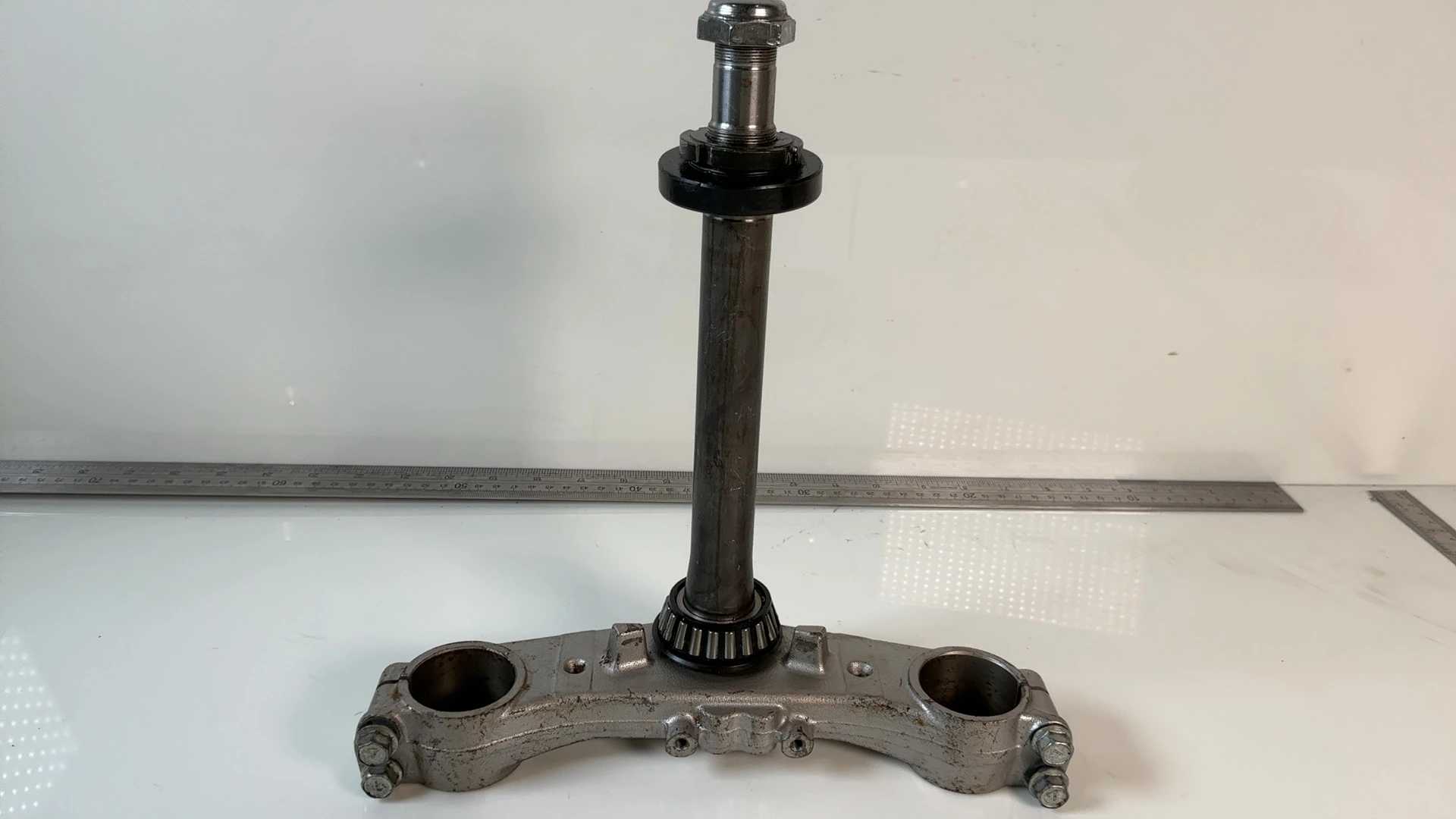 Suzuki Bandit GSF600 GSF600S 600cc Lower Triple Tree 2000-2004 OEM 51410-31F00