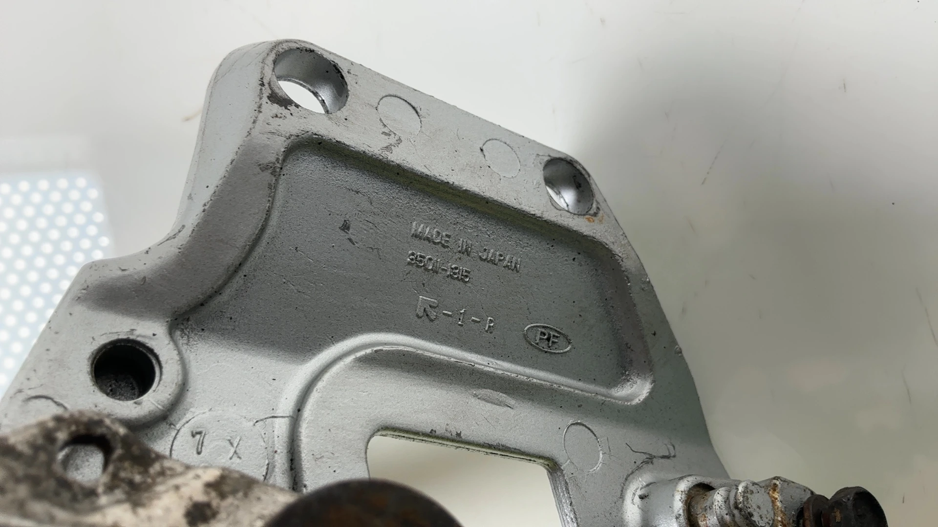 Kawasaki Ninja ZX750F 750CC Front Right Footrest Bracket 1987-90 OEM 35011-1315 - Image 6