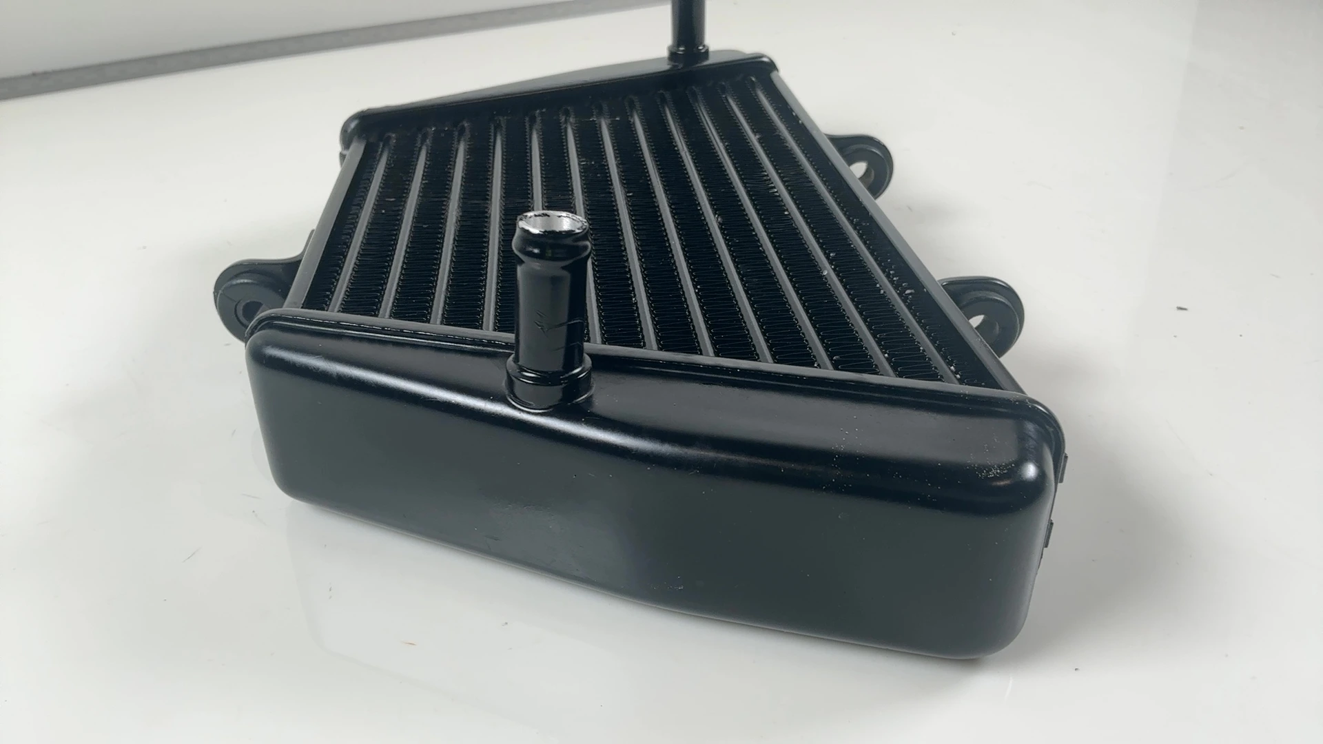 Aprilia RSV4 Tuono V4 1100 Engine Motor Oil Cooler 2021-2026 OEM 2B013300 - Image 7