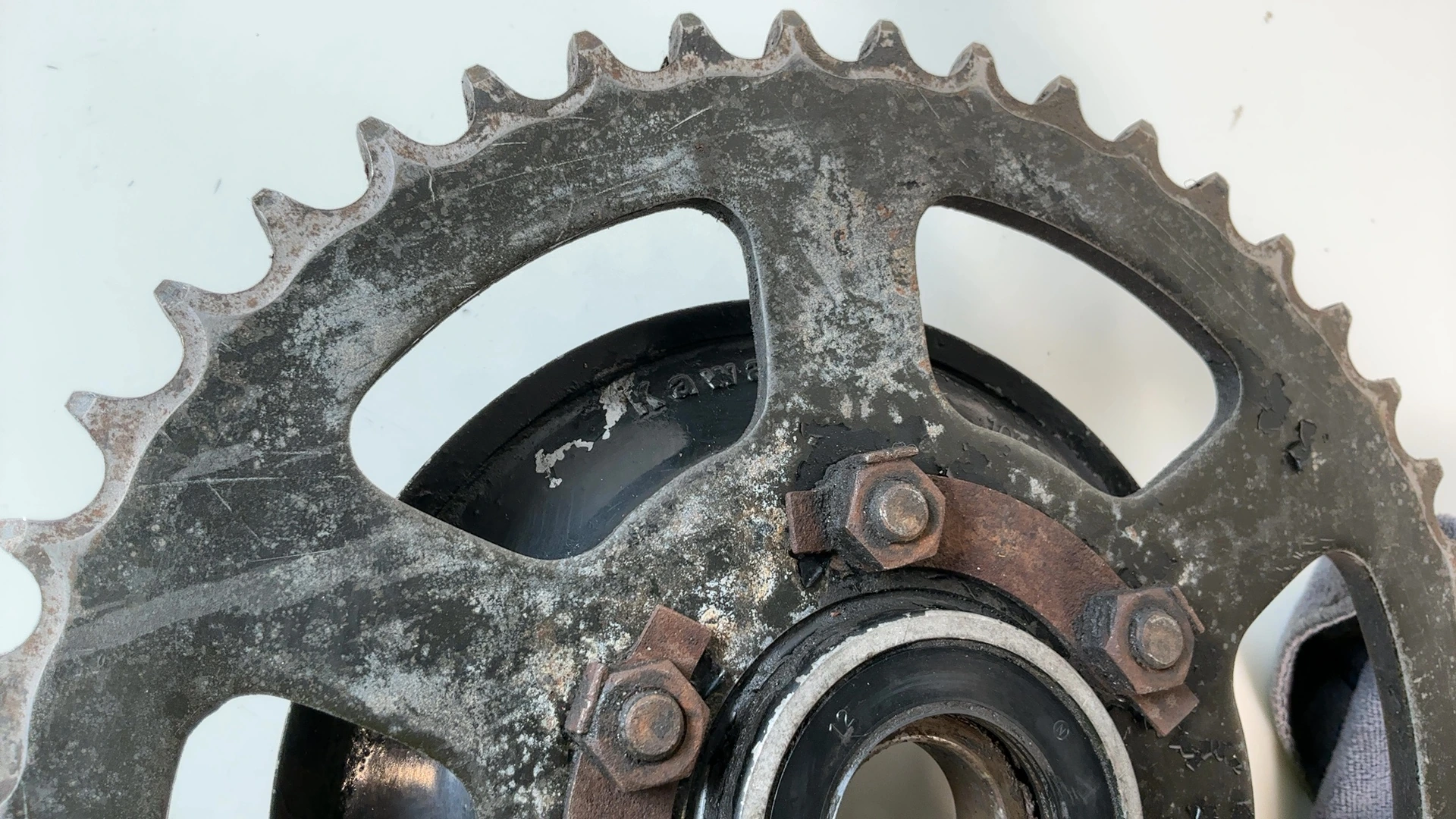 Kawasaki KZ1000 LTD KZ1000-B1 Rear Sprocket Carrier Hub 1976 1977 OEM 42008-040 - Image 8