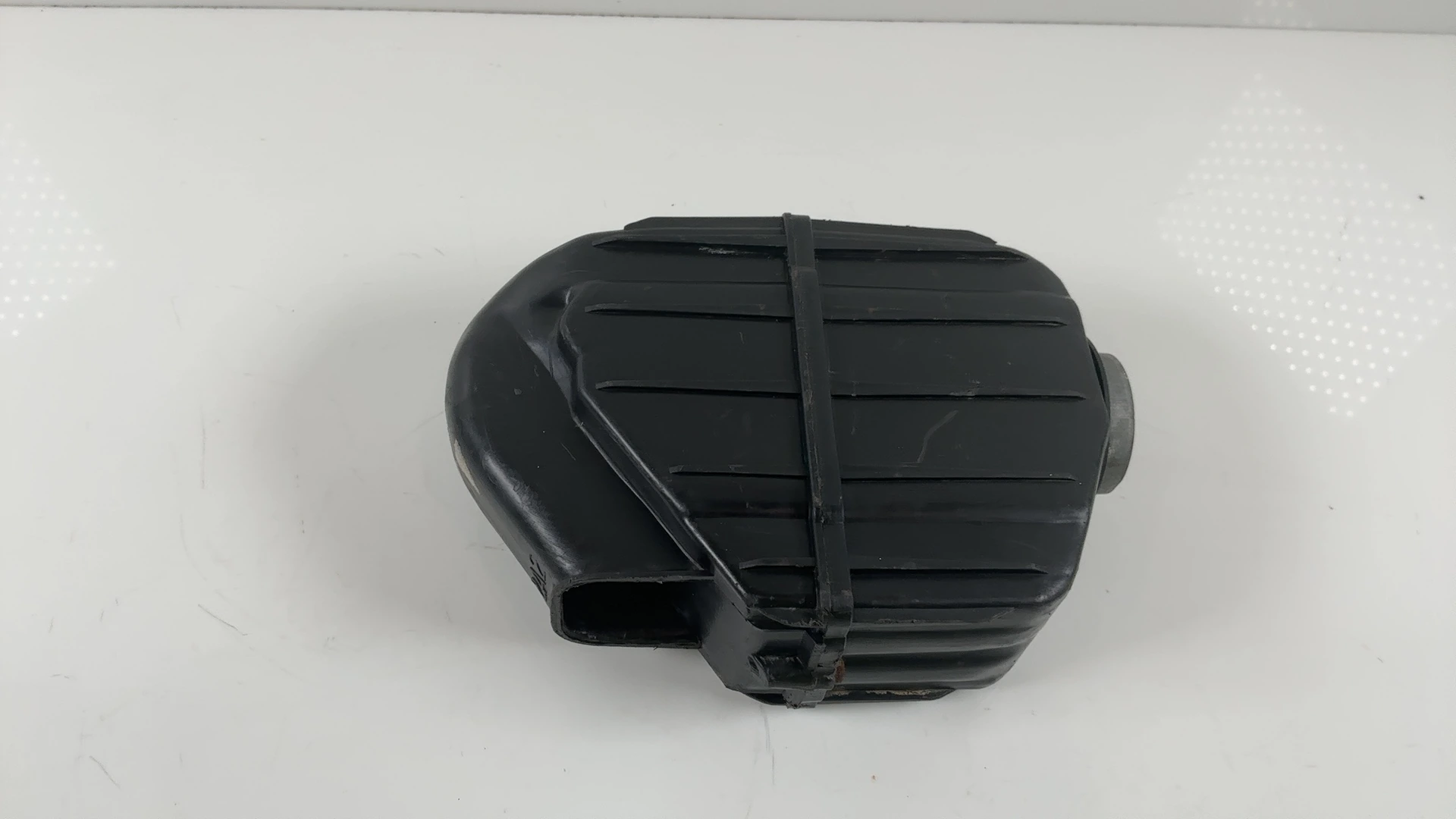 Yamaha XS400 XS360 400cc 360cc Air Cleaner Box 1976-1982 OEM 2A2-14411-00-00
