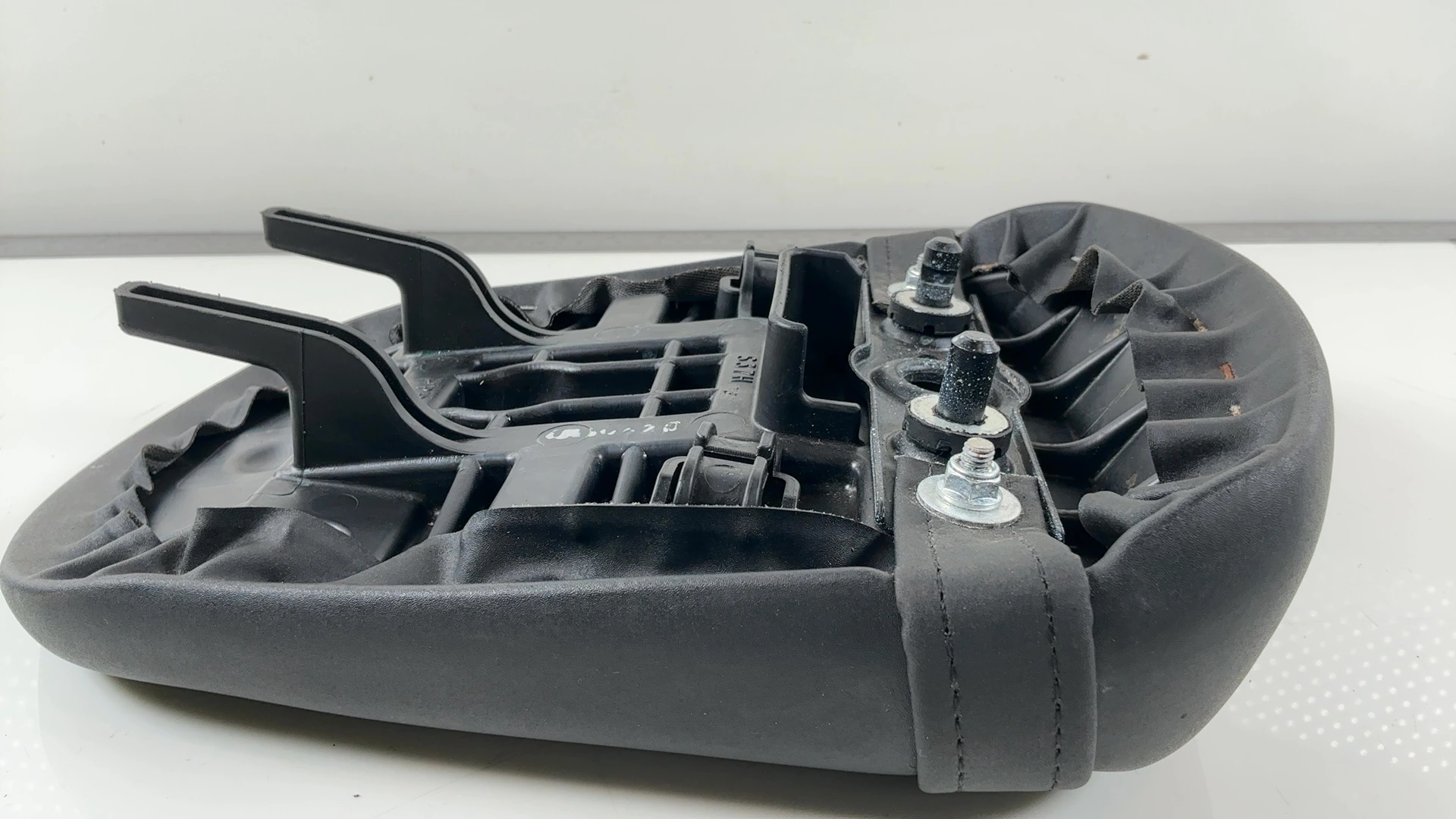 Suzuki GSXR K8 600 Rear Passenger Pillion Seat 2008-09 OEM 45300-37H00-6BY S37H - Image 6