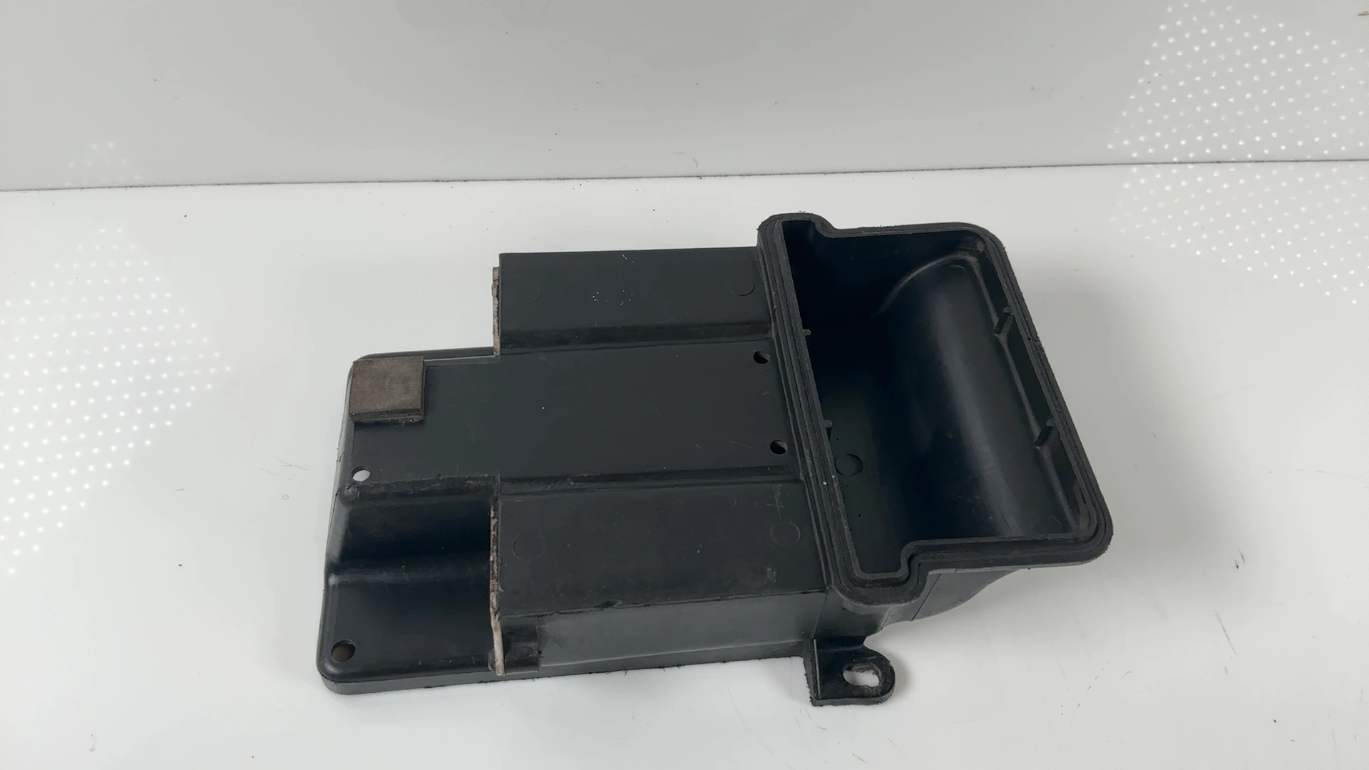 Kawasaki GPX750R ZX750F 750CC Air Box Cover Cap Lid 1987-1989 OEM 14075-1070 - Image 5
