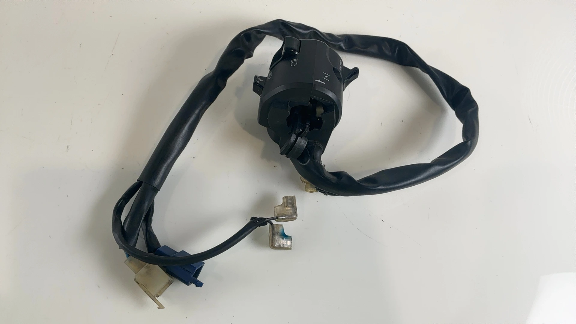 Yamaha YZF R6 5EB 600cc Left Handlebar Switch 1999-2002 OEM 5EB-83973-00 - Image 2