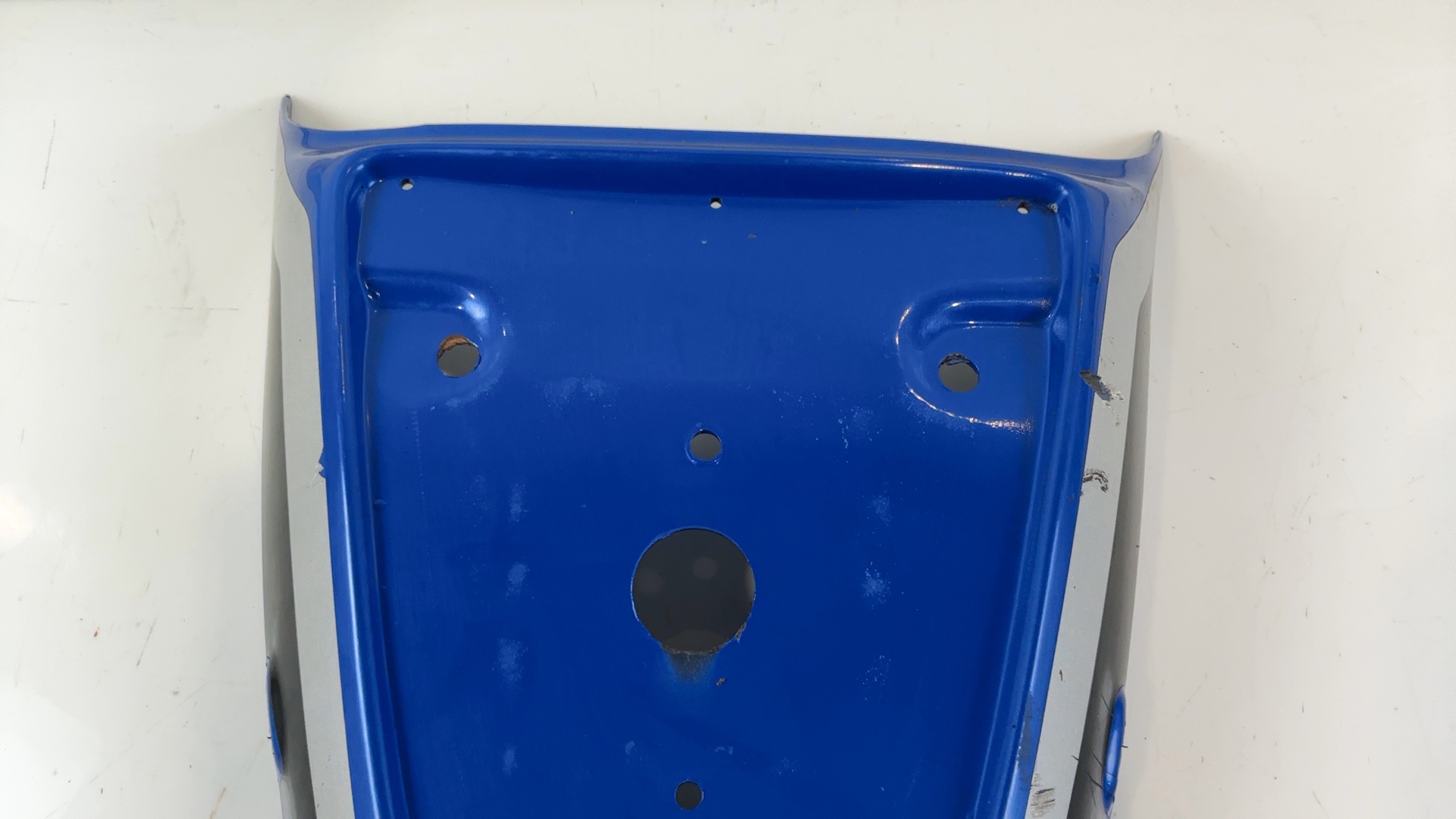 Aprilia SR 50 CC Rear Seat Cover Cowl Panel 1997-2004 OEM AP8249931 - Image 6
